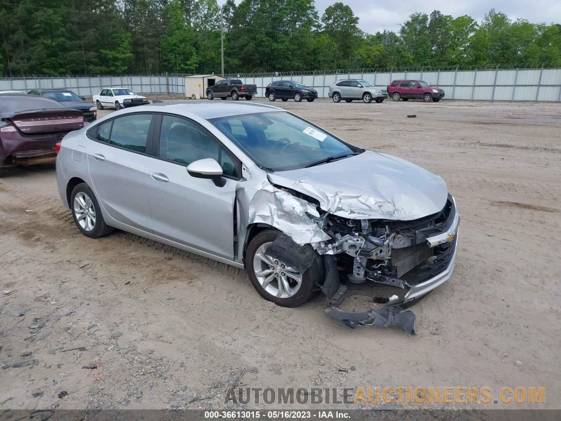 1G1BC5SM7K7147884 CHEVROLET CRUZE 2019