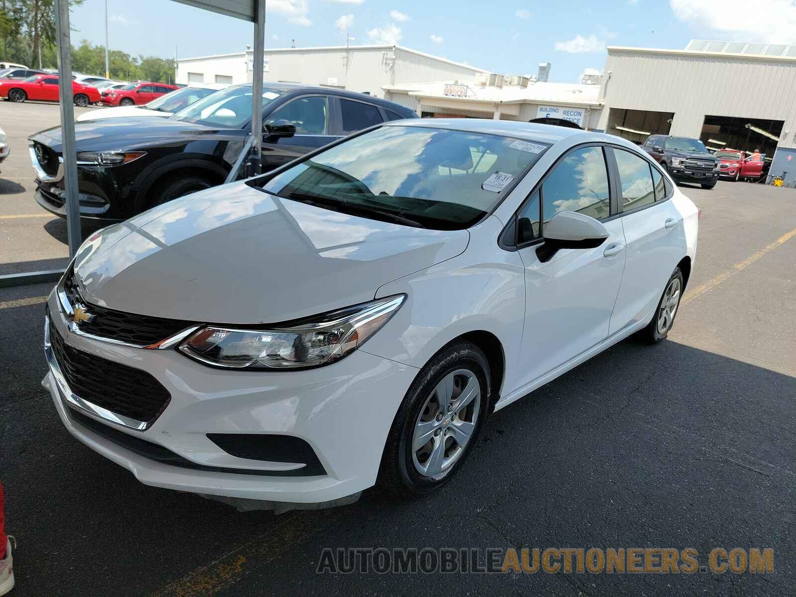 1G1BC5SM8H7215165 Chevrolet Cruze 2017