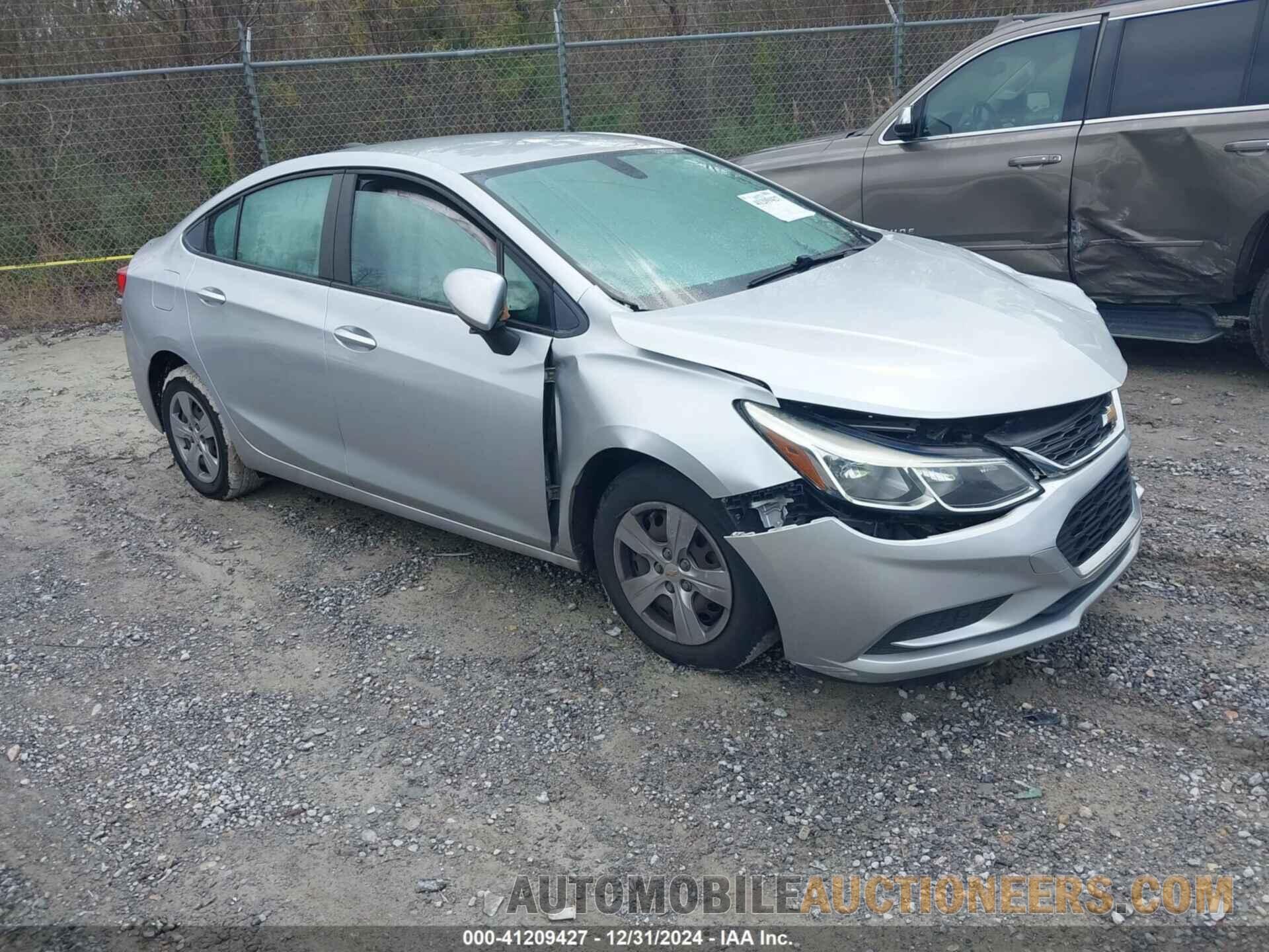 1G1BC5SM8J7111460 CHEVROLET CRUZE 2018