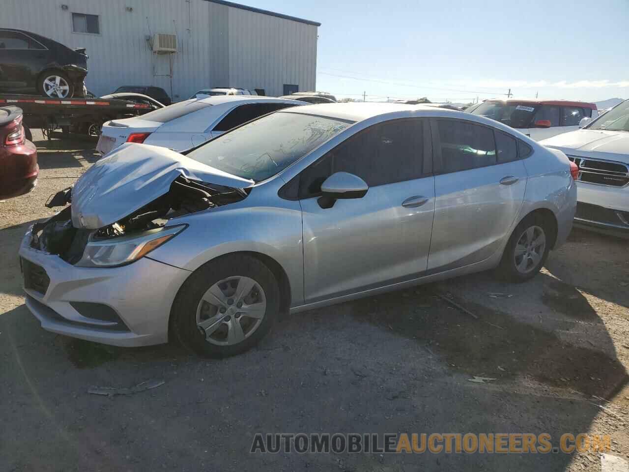 1G1BC5SM8J7135936 CHEVROLET CRUZE 2018