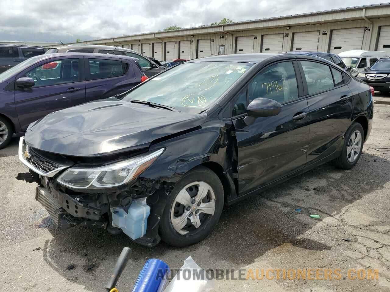 1G1BC5SM8J7138142 CHEVROLET CRUZE 2018