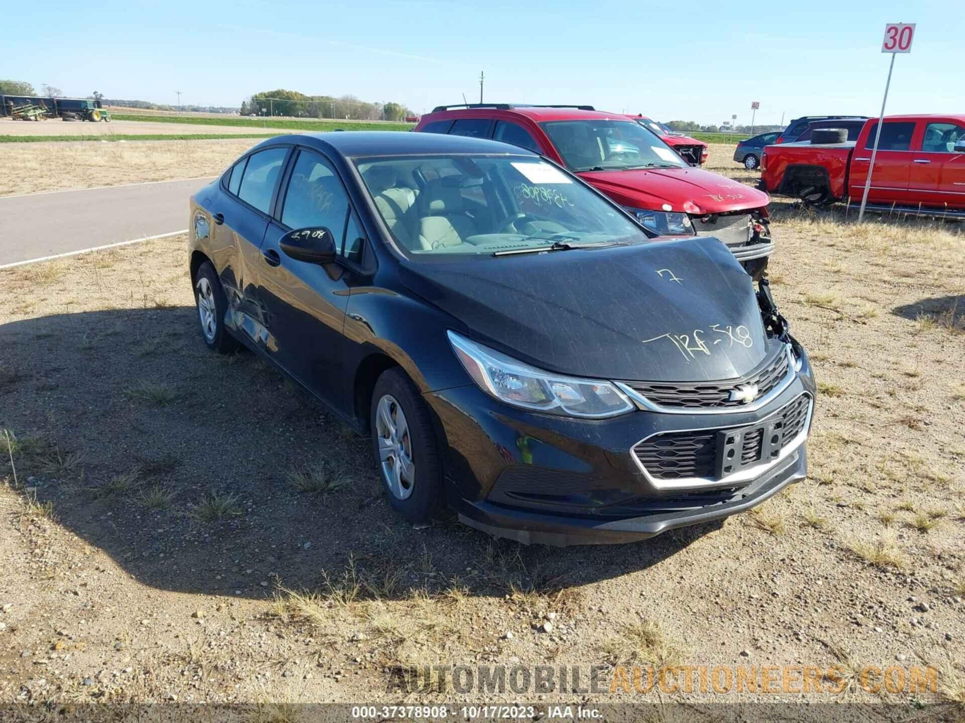 1G1BC5SM8J7140831 CHEVROLET CRUZE 2018