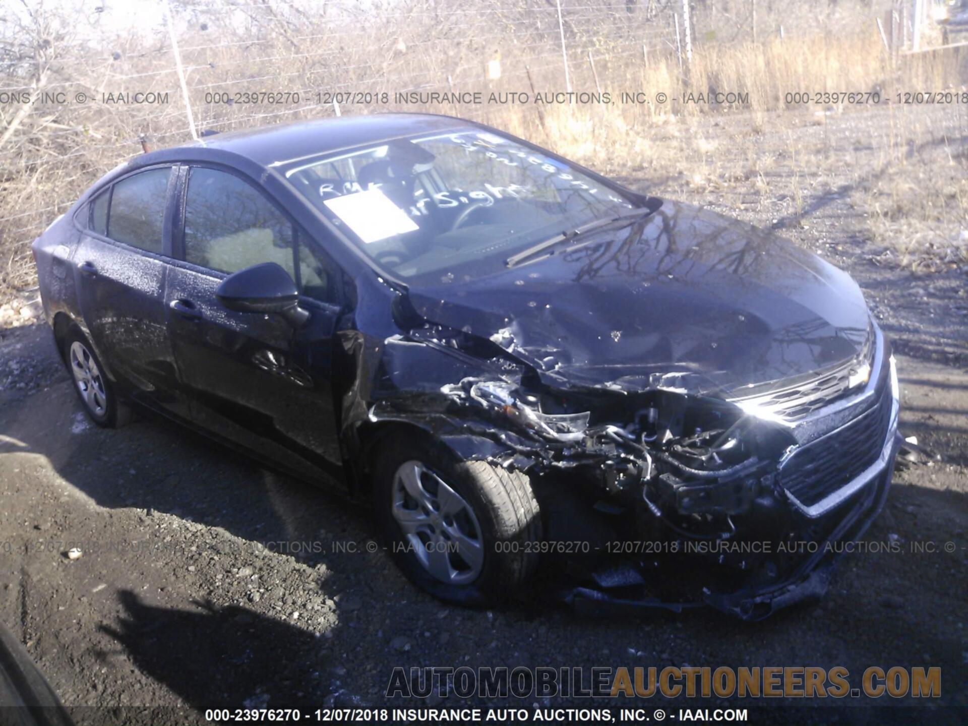 1G1BC5SM8J7146824 CHEVROLET CRUZE 2018