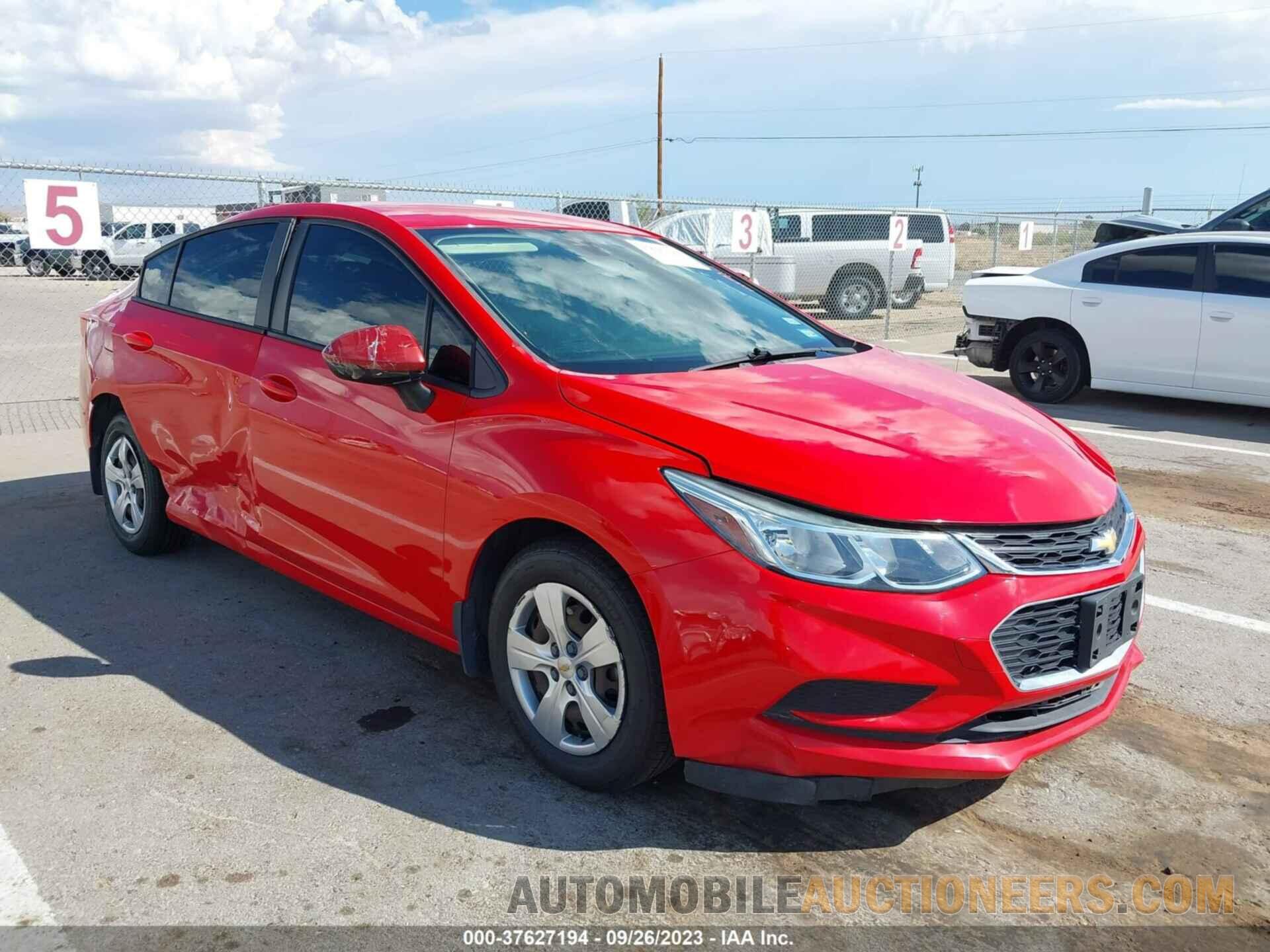 1G1BC5SM8J7150095 CHEVROLET CRUZE 2018