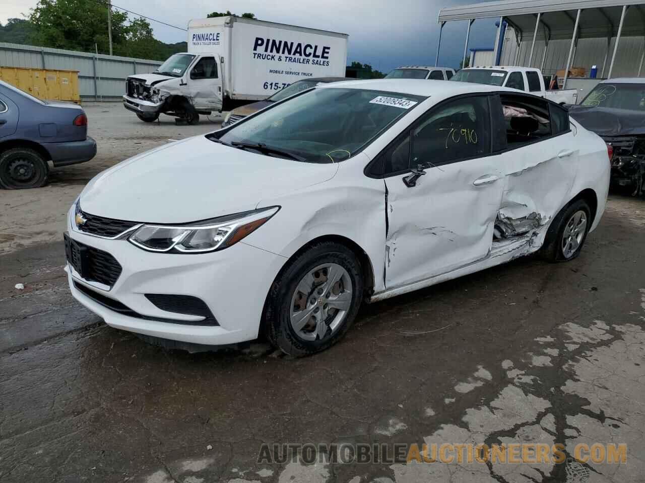 1G1BC5SM8J7156902 CHEVROLET CRUZE 2018