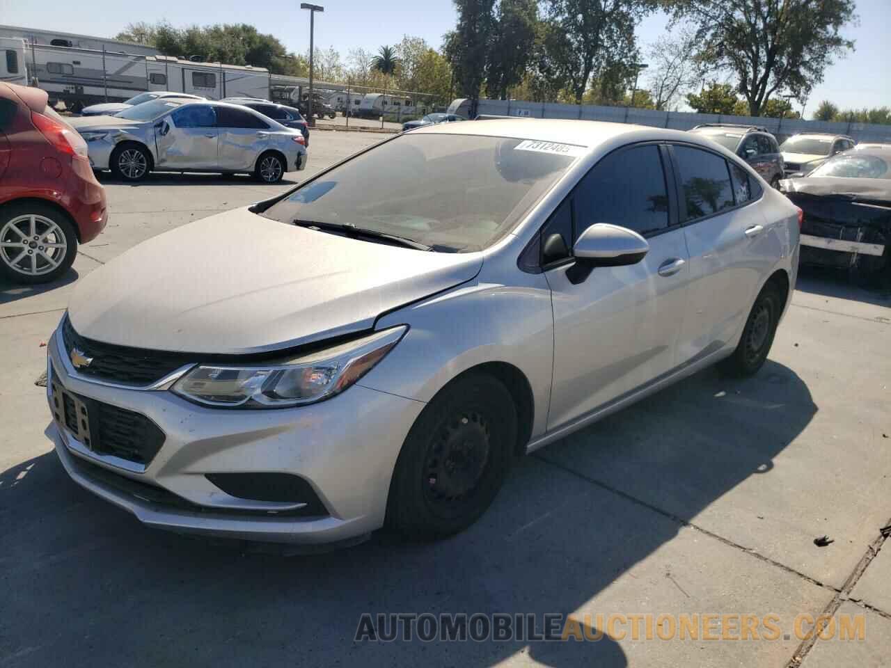 1G1BC5SM8J7178060 CHEVROLET CRUZE 2018