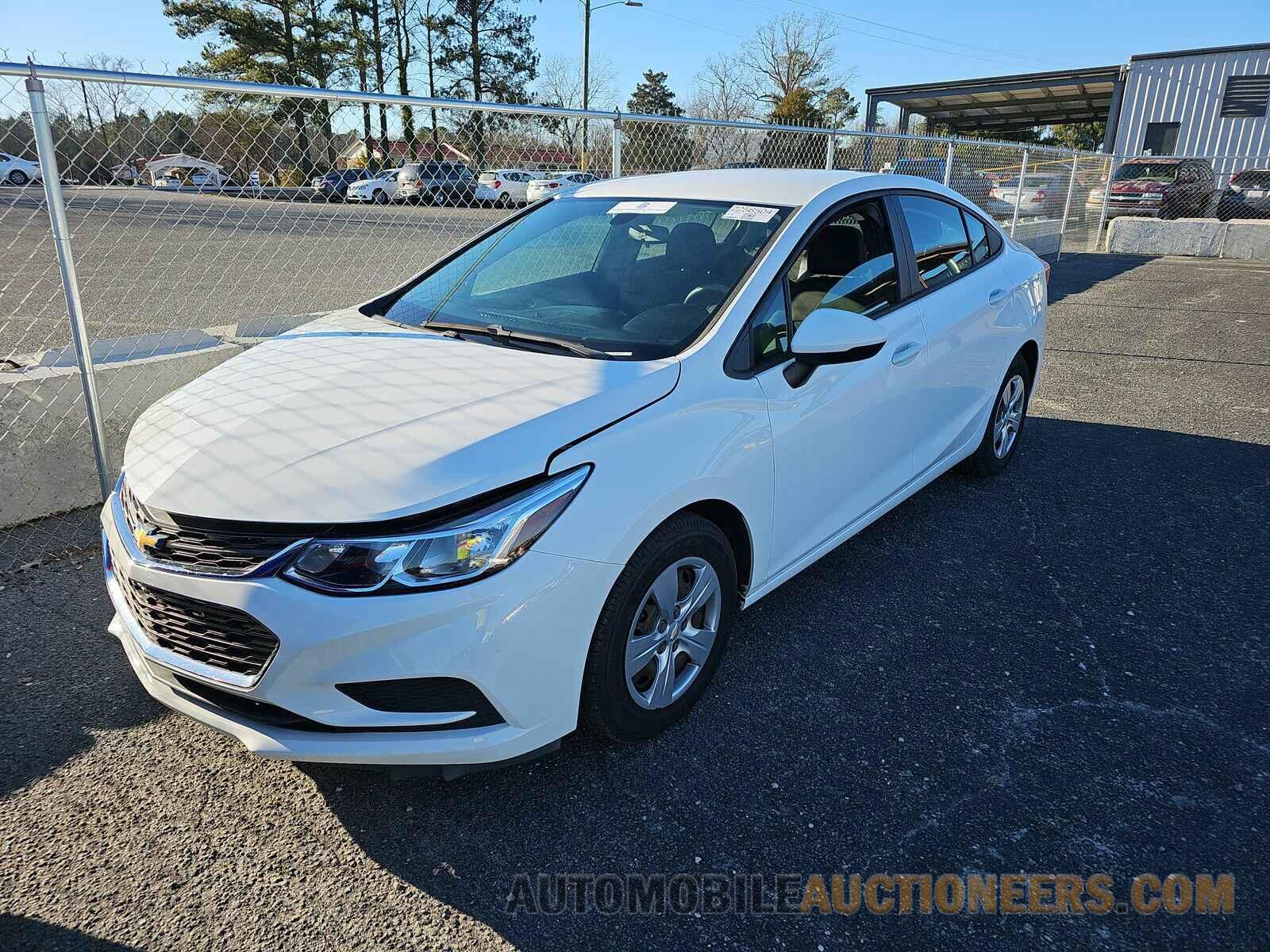 1G1BC5SM8J7189527 Chevrolet Cruze 2018