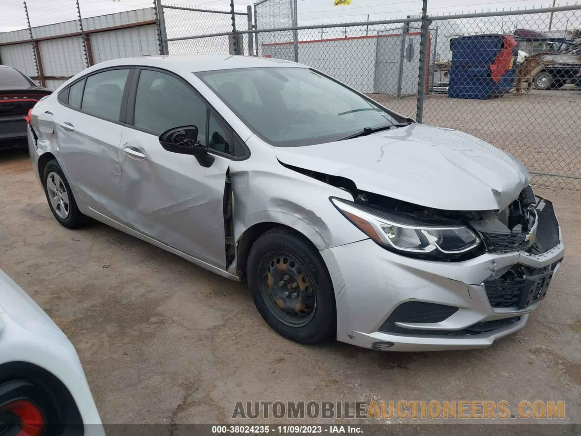 1G1BC5SM8J7200963 CHEVROLET CRUZE 2018