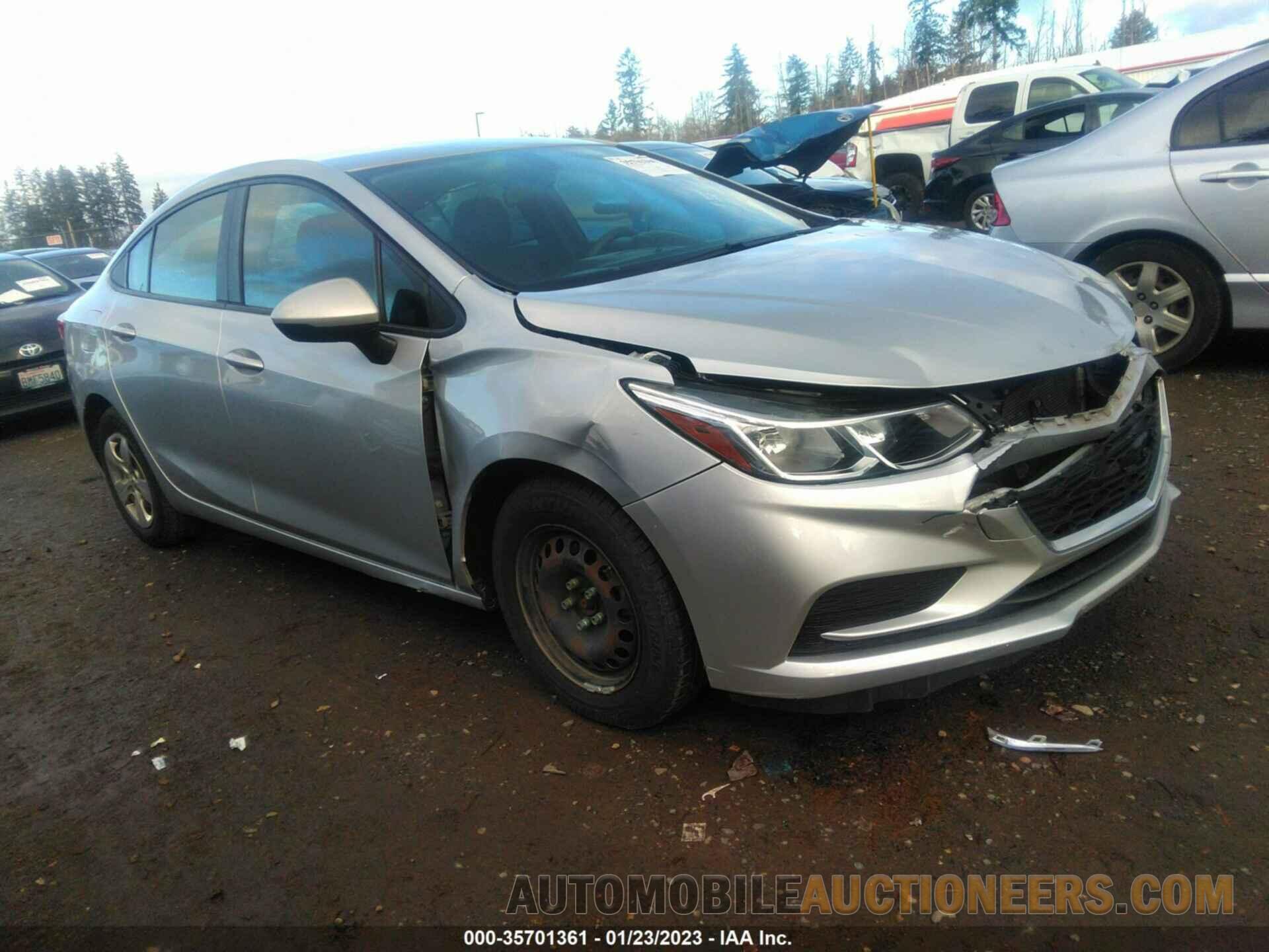 1G1BC5SM8J7207816 CHEVROLET CRUZE 2018