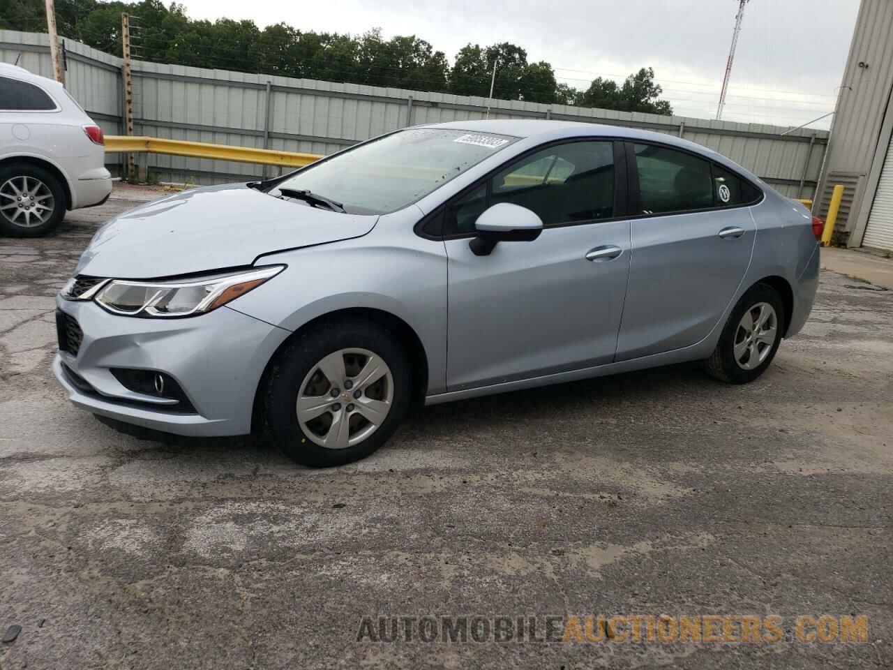 1G1BC5SM8J7213941 CHEVROLET CRUZE 2018