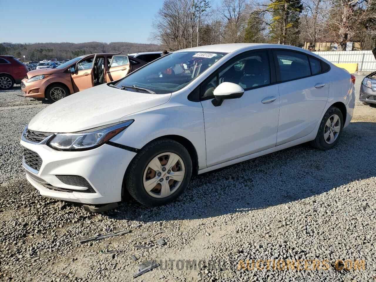 1G1BC5SM8J7218296 CHEVROLET CRUZE 2018