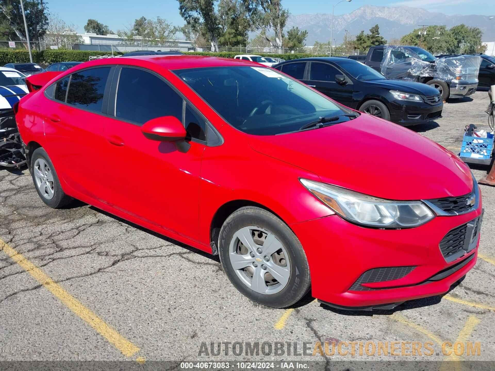 1G1BC5SM8J7231808 CHEVROLET CRUZE 2018