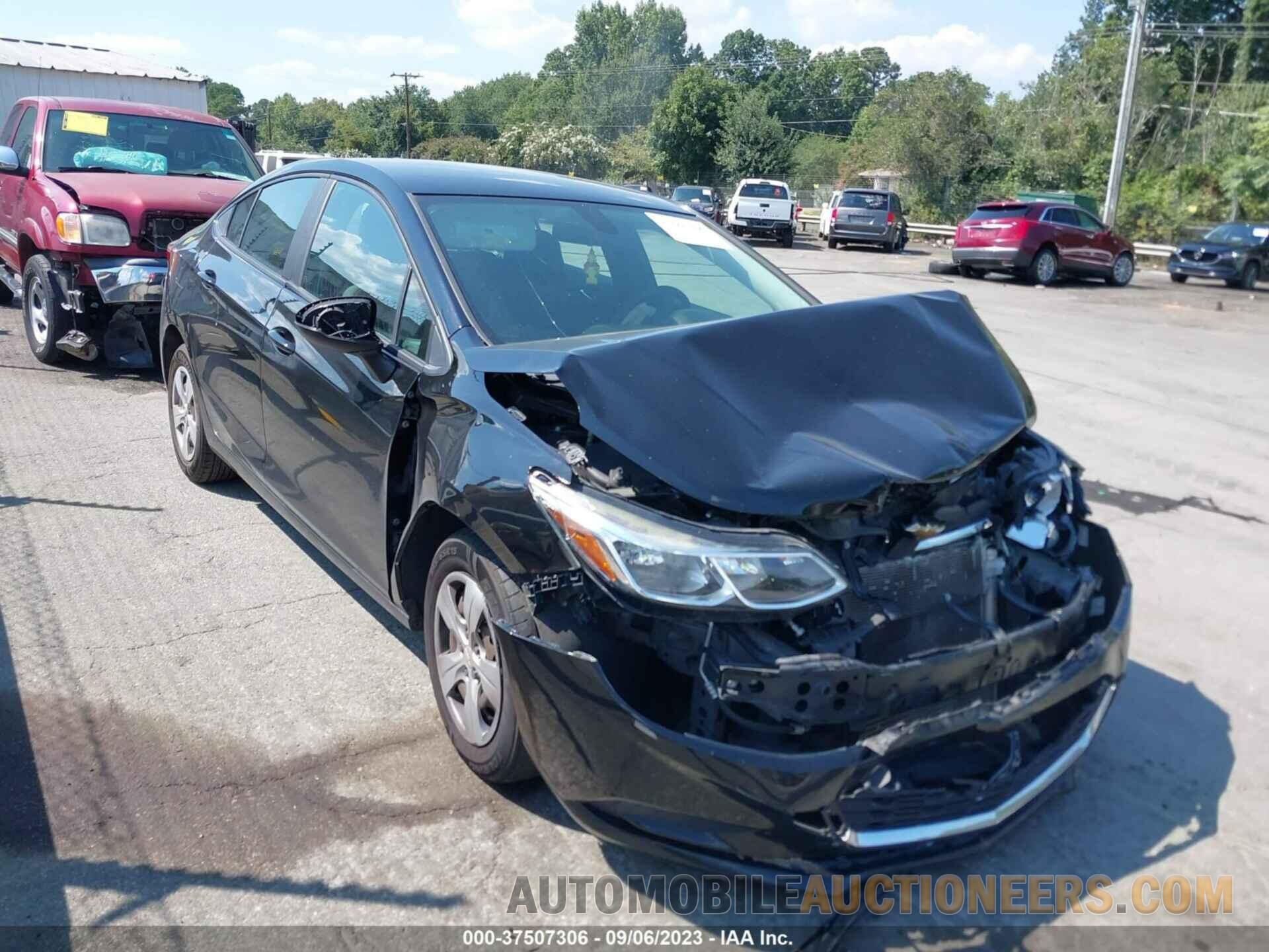 1G1BC5SM8J7240380 CHEVROLET CRUZE 2018