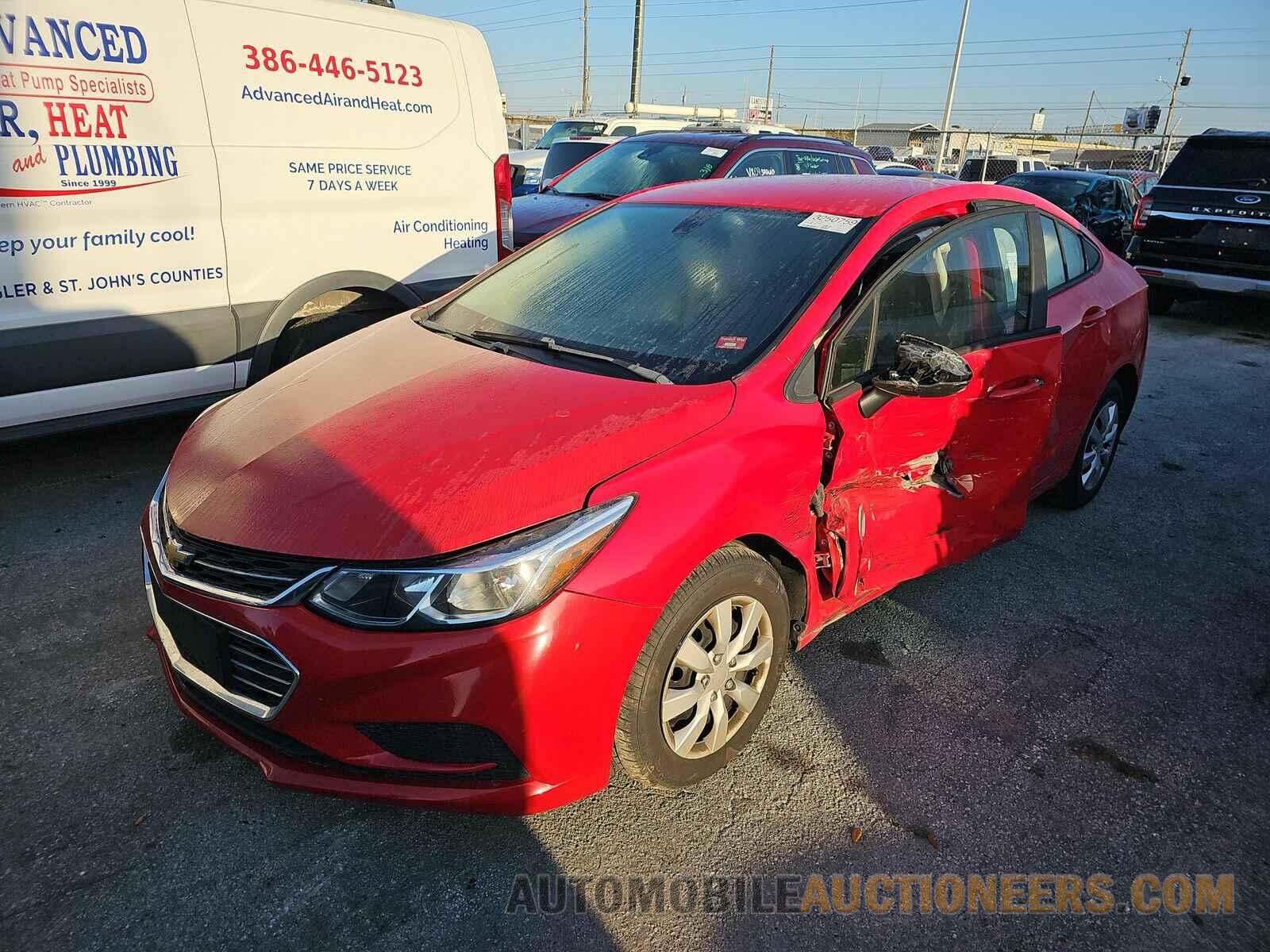 1G1BC5SM8J7240993 Chevrolet Cruze 2018