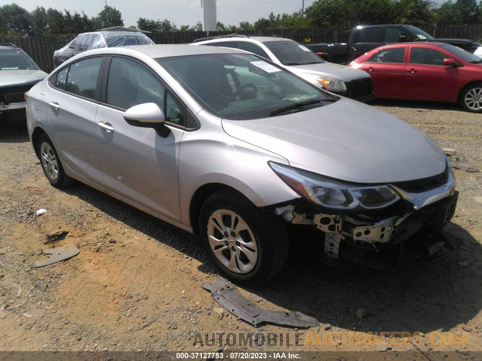 1G1BC5SM8K7125845 CHEVROLET CRUZE 2019