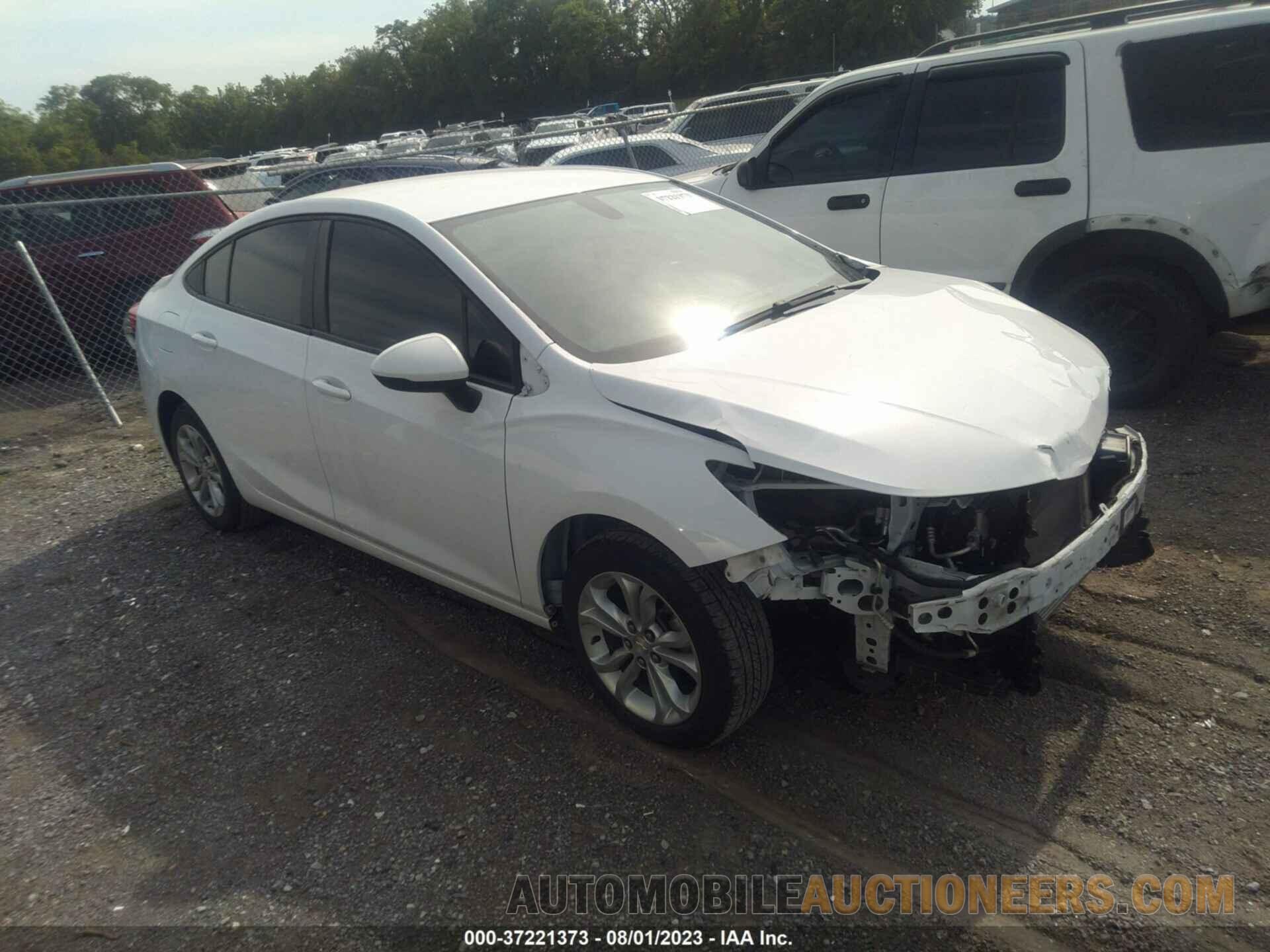 1G1BC5SM8K7153306 CHEVROLET CRUZE 2019