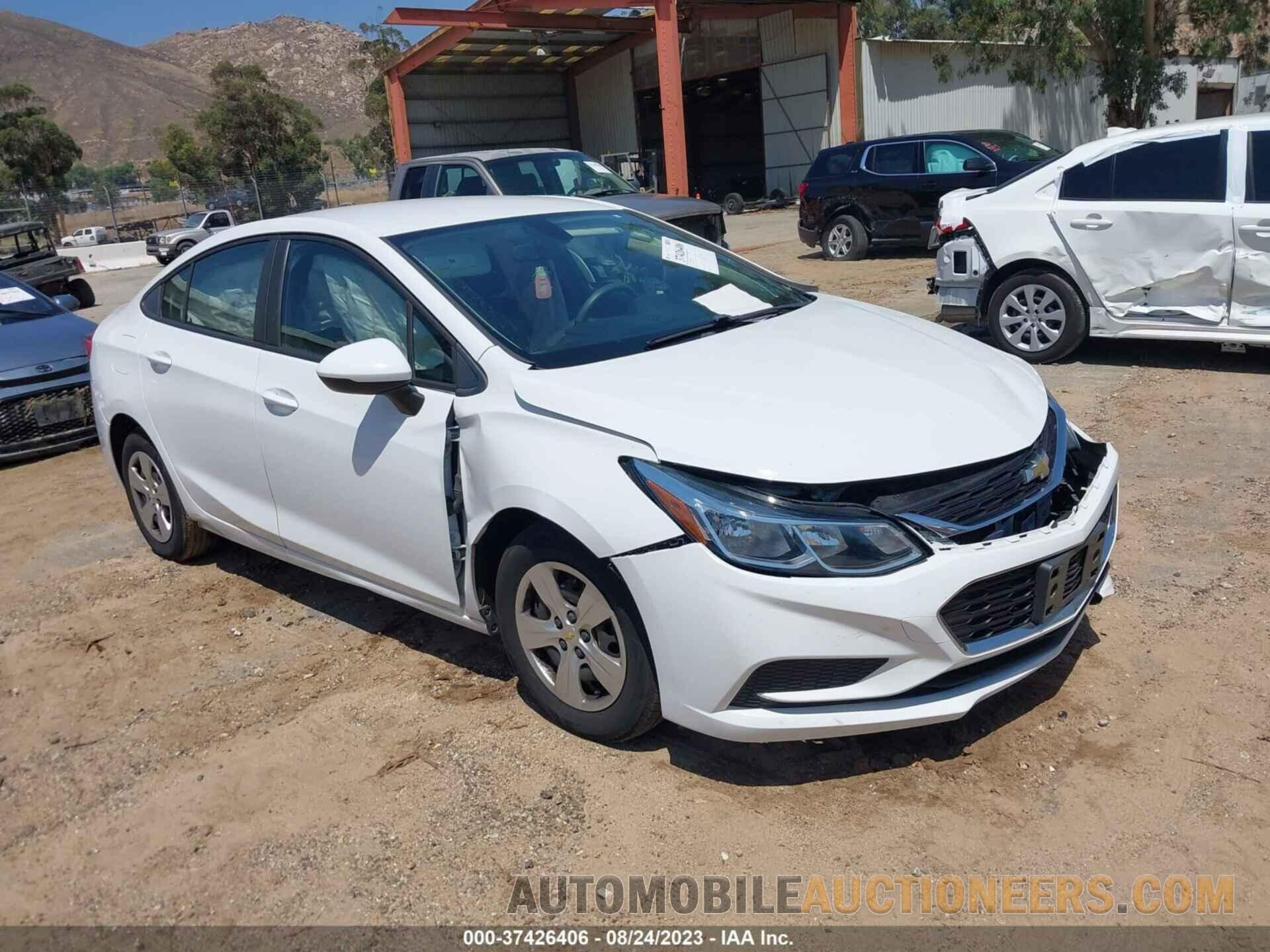 1G1BC5SM9J7133533 CHEVROLET CRUZE 2018