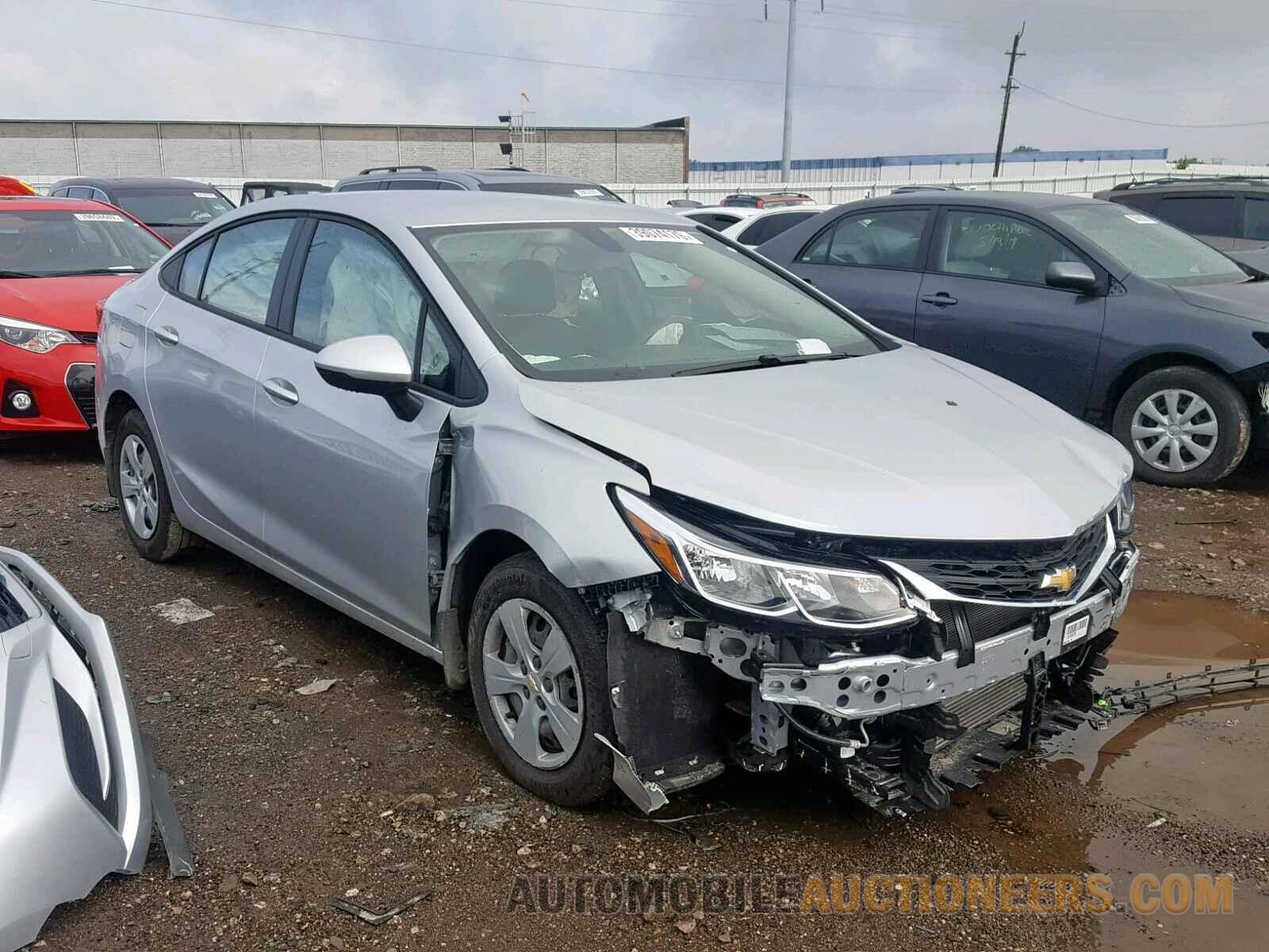 1G1BC5SM9J7138666 CHEVROLET CRUZE 2018