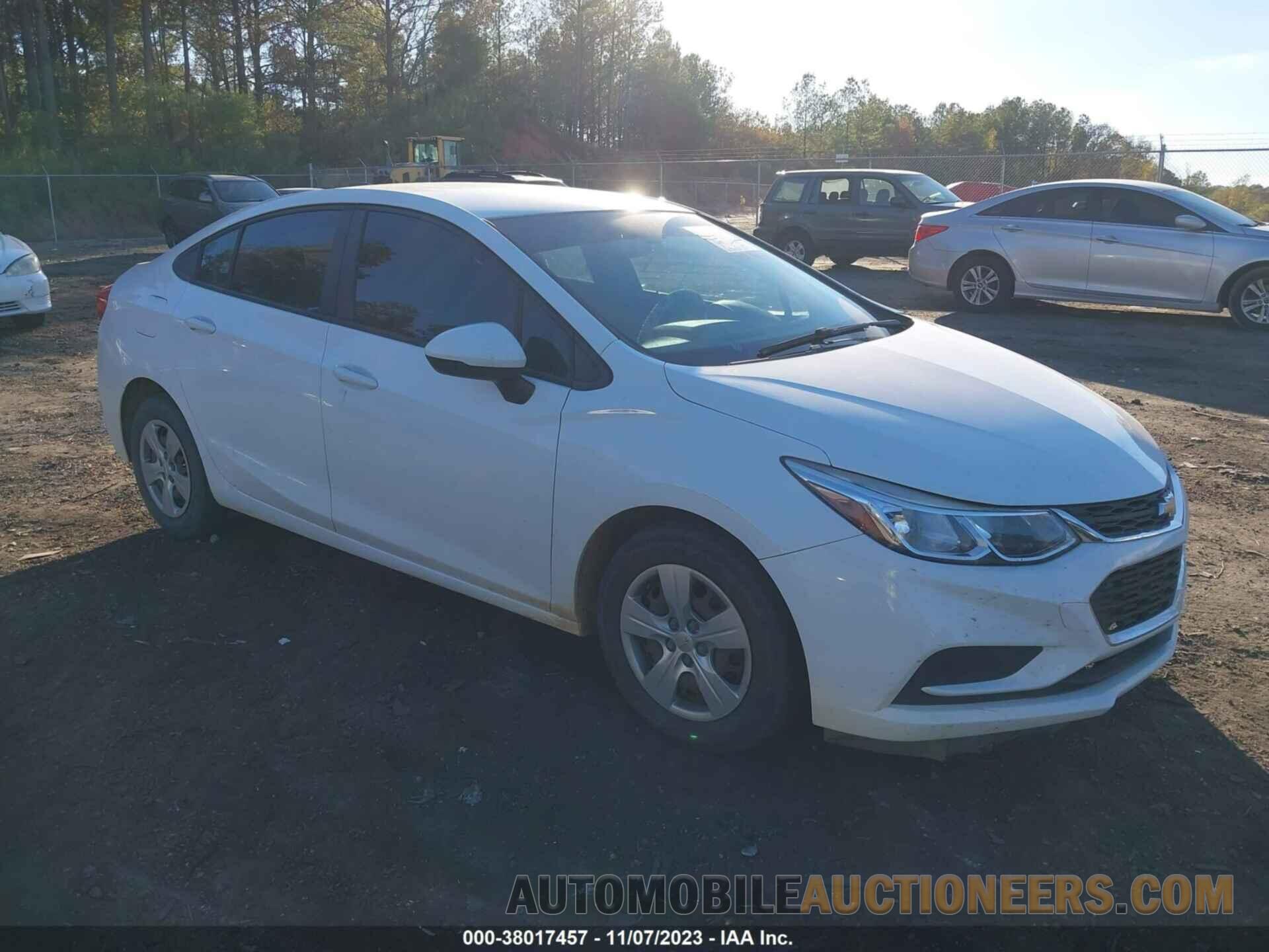 1G1BC5SM9J7199063 CHEVROLET CRUZE 2018