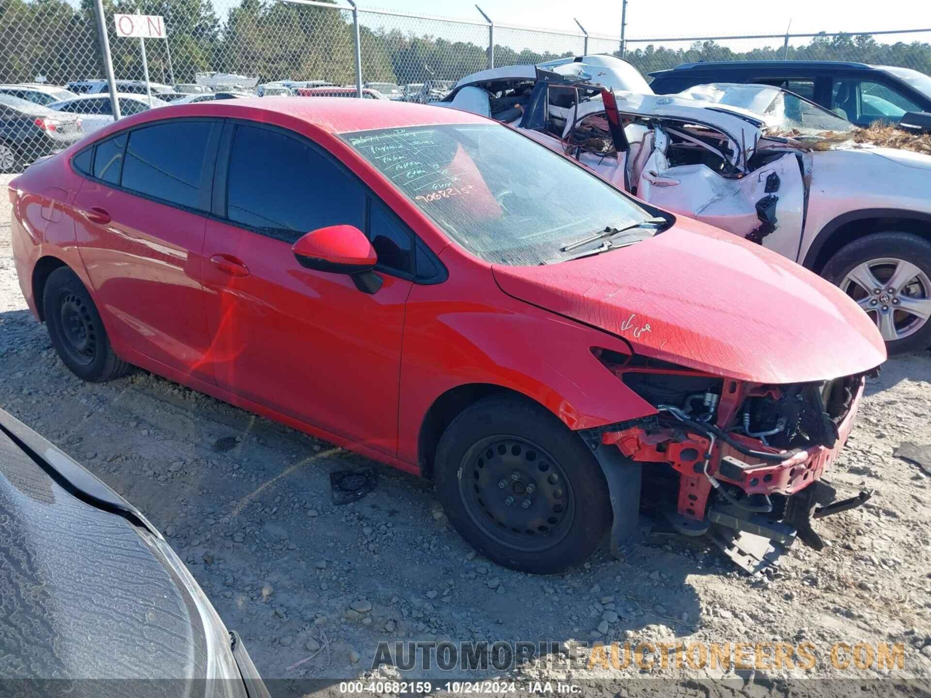 1G1BC5SM9J7224043 CHEVROLET CRUZE 2018