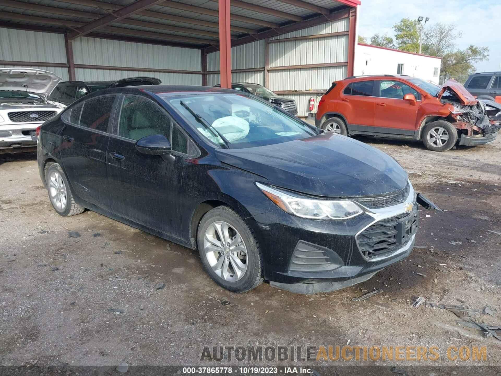 1G1BC5SM9K7151208 CHEVROLET CRUZE 2019