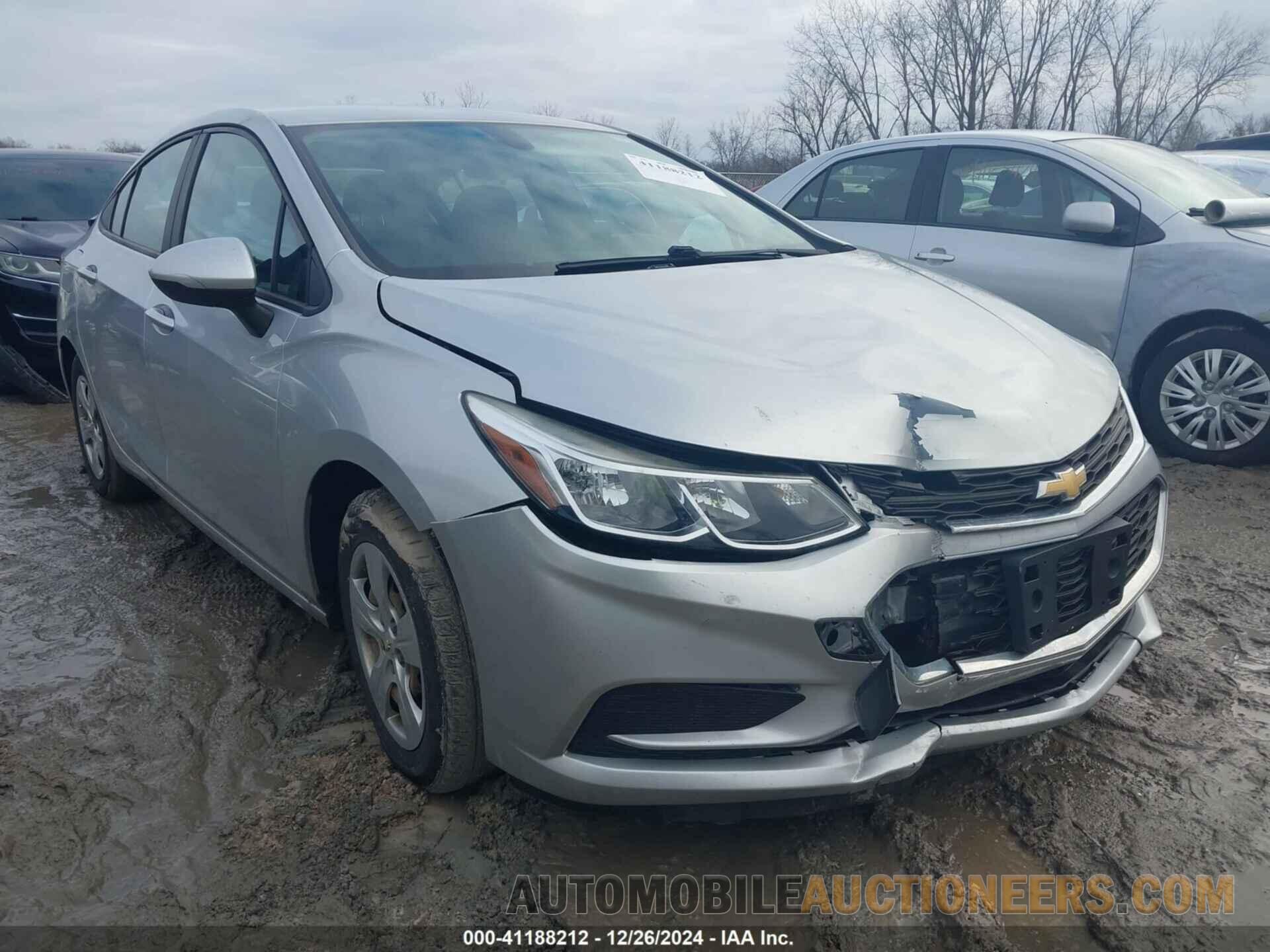 1G1BC5SMXH7268174 CHEVROLET CRUZE 2017