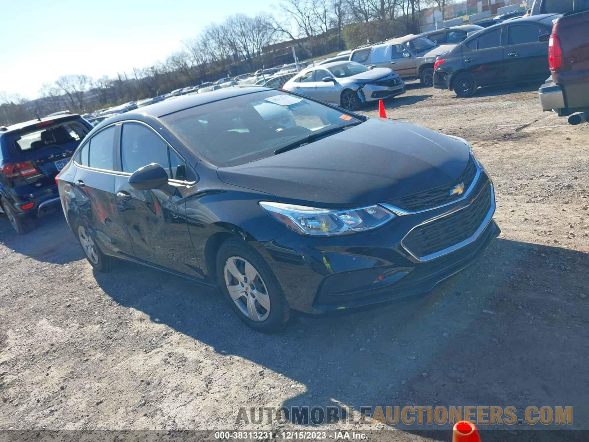 1G1BC5SMXJ7132343 CHEVROLET CRUZE 2018