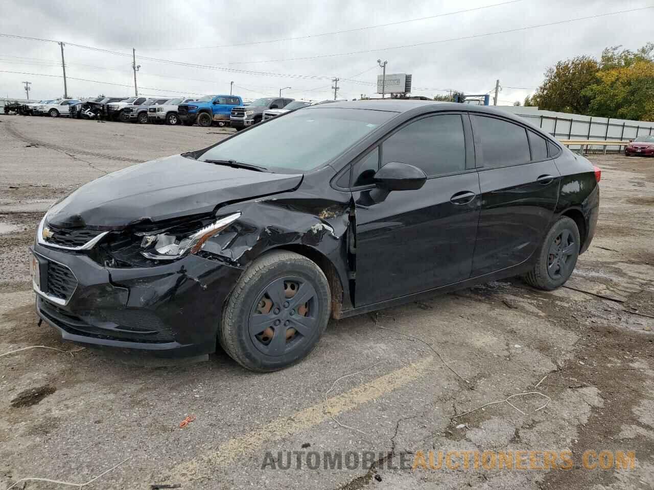 1G1BC5SMXJ7195653 CHEVROLET CRUZE 2018