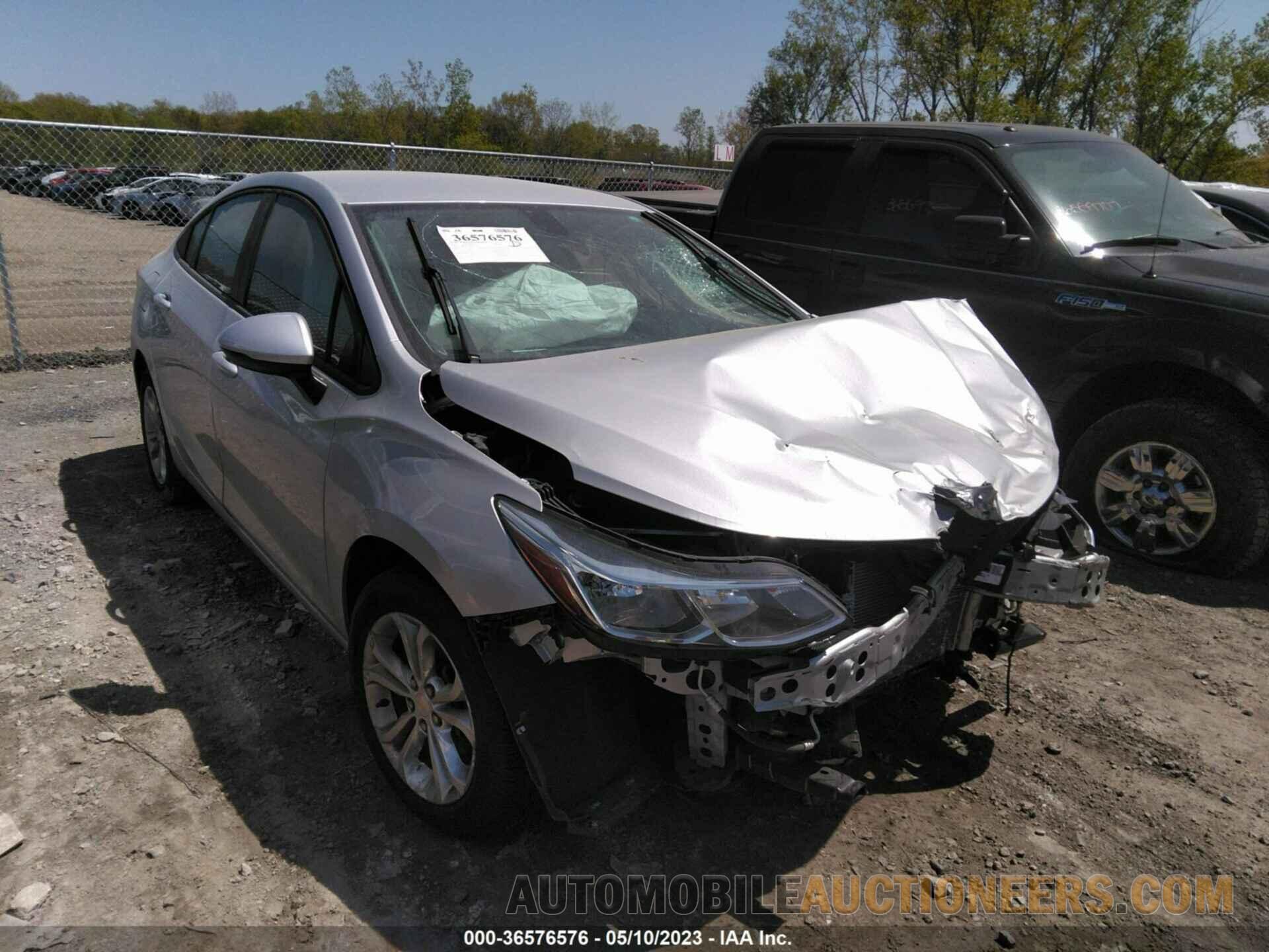 1G1BC5SMXK7134790 CHEVROLET CRUZE 2019