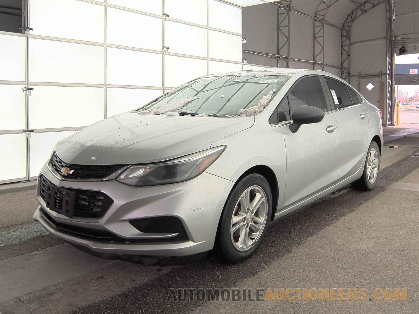 1G1BE5SM0H7181183 Chevrolet Cruze 2017