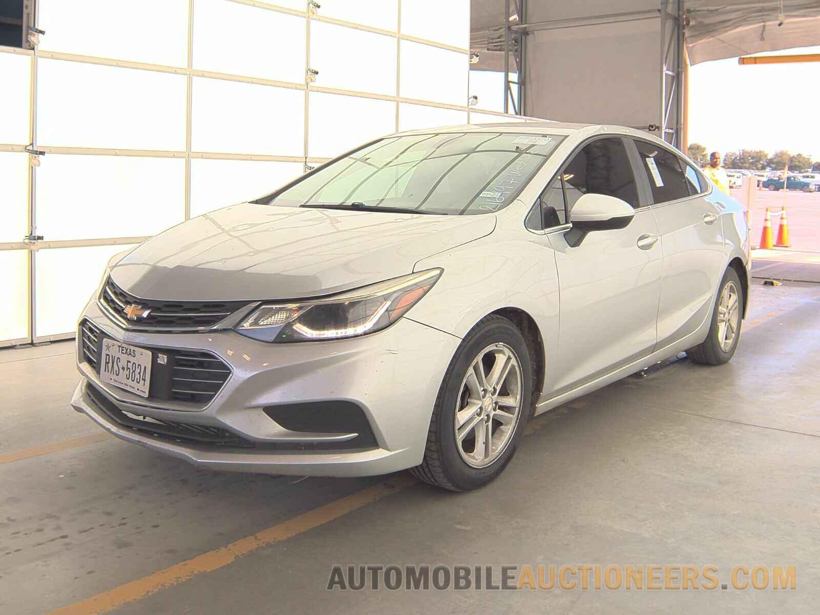 1G1BE5SM0H7216997 Chevrolet Cruze 2017