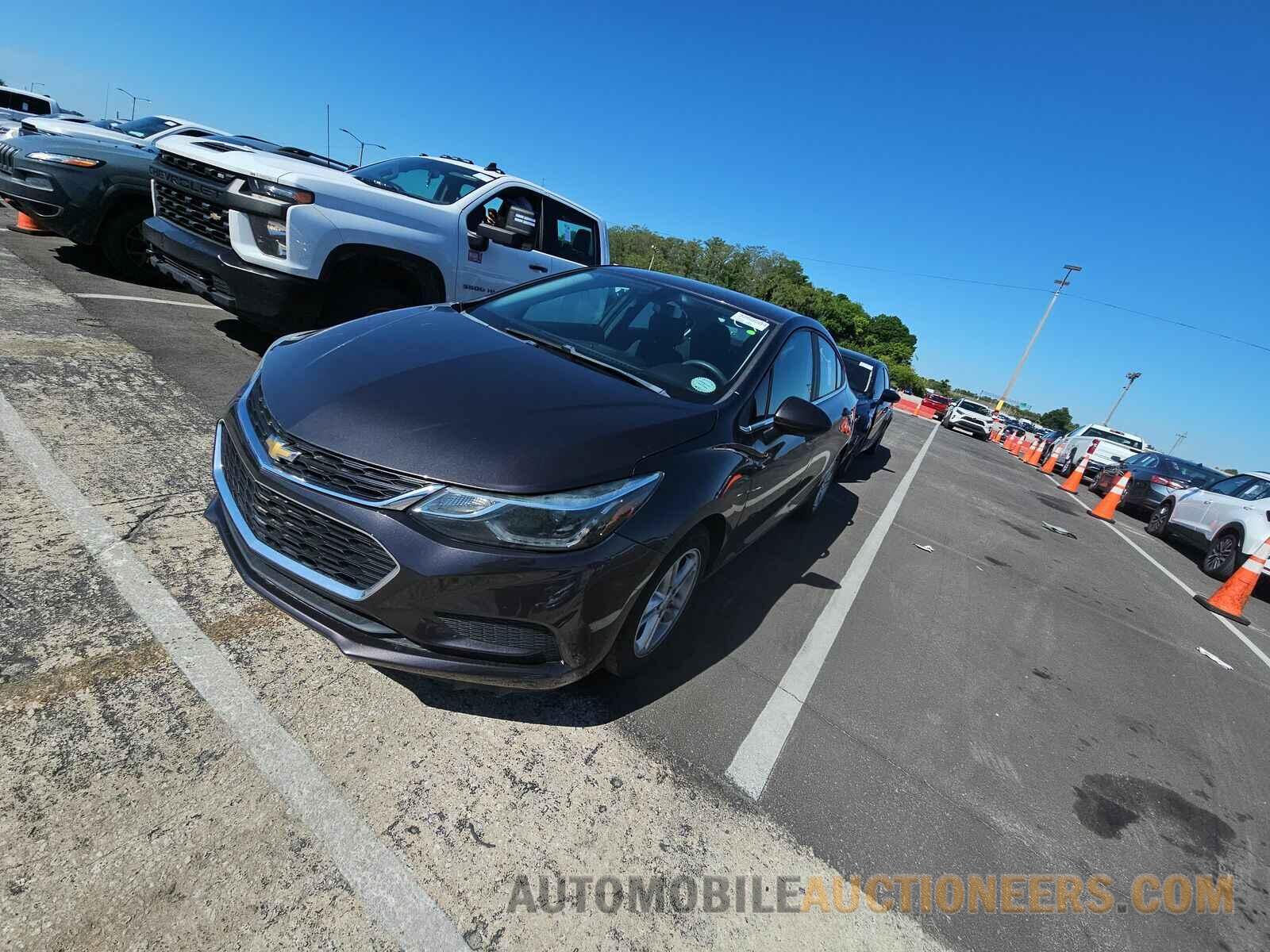 1G1BE5SM0H7271160 Chevrolet Cruze 2017