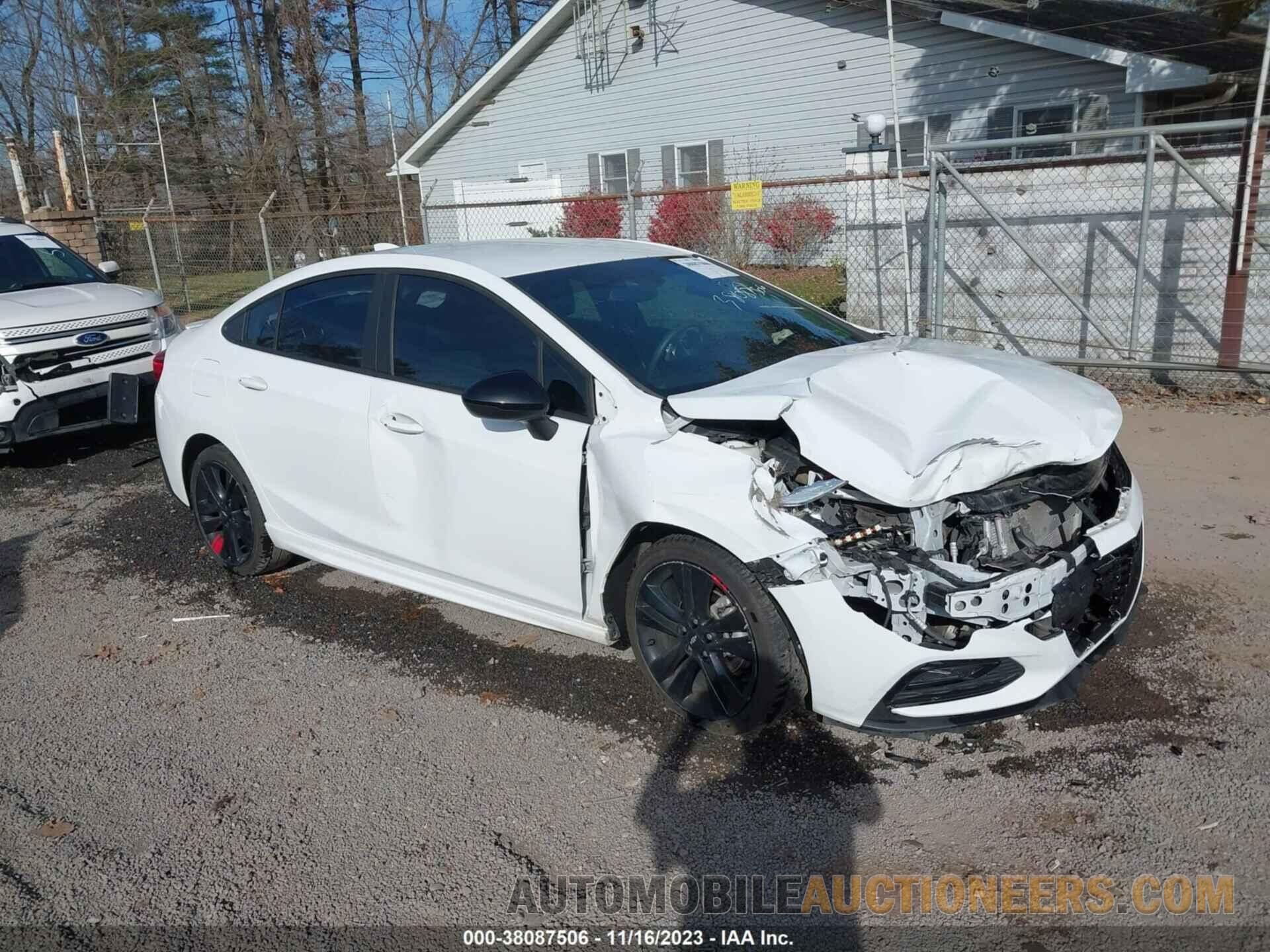 1G1BE5SM0J7107638 CHEVROLET CRUZE 2018