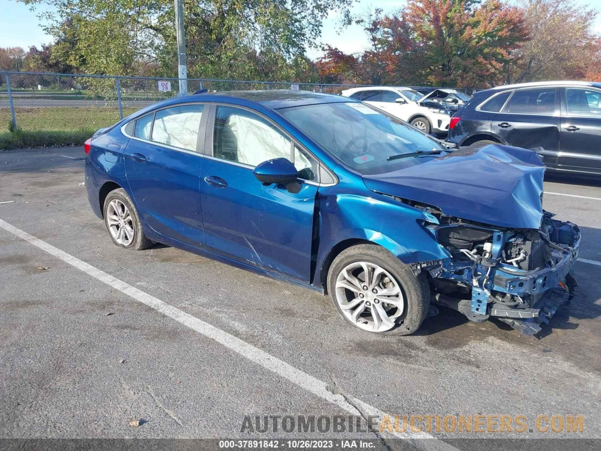 1G1BE5SM0K7125462 CHEVROLET CRUZE 2019