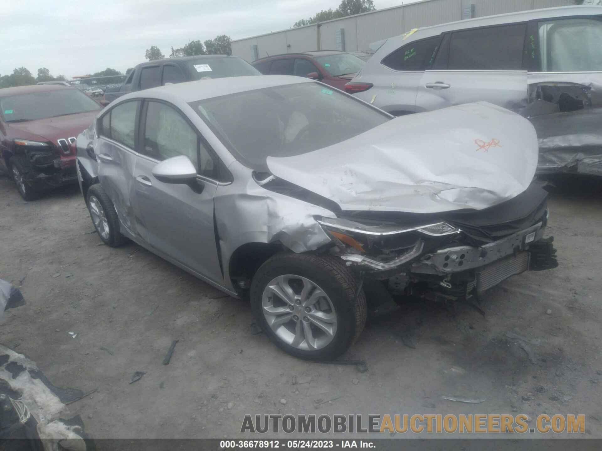 1G1BE5SM0K7126160 CHEVROLET CRUZE 2019