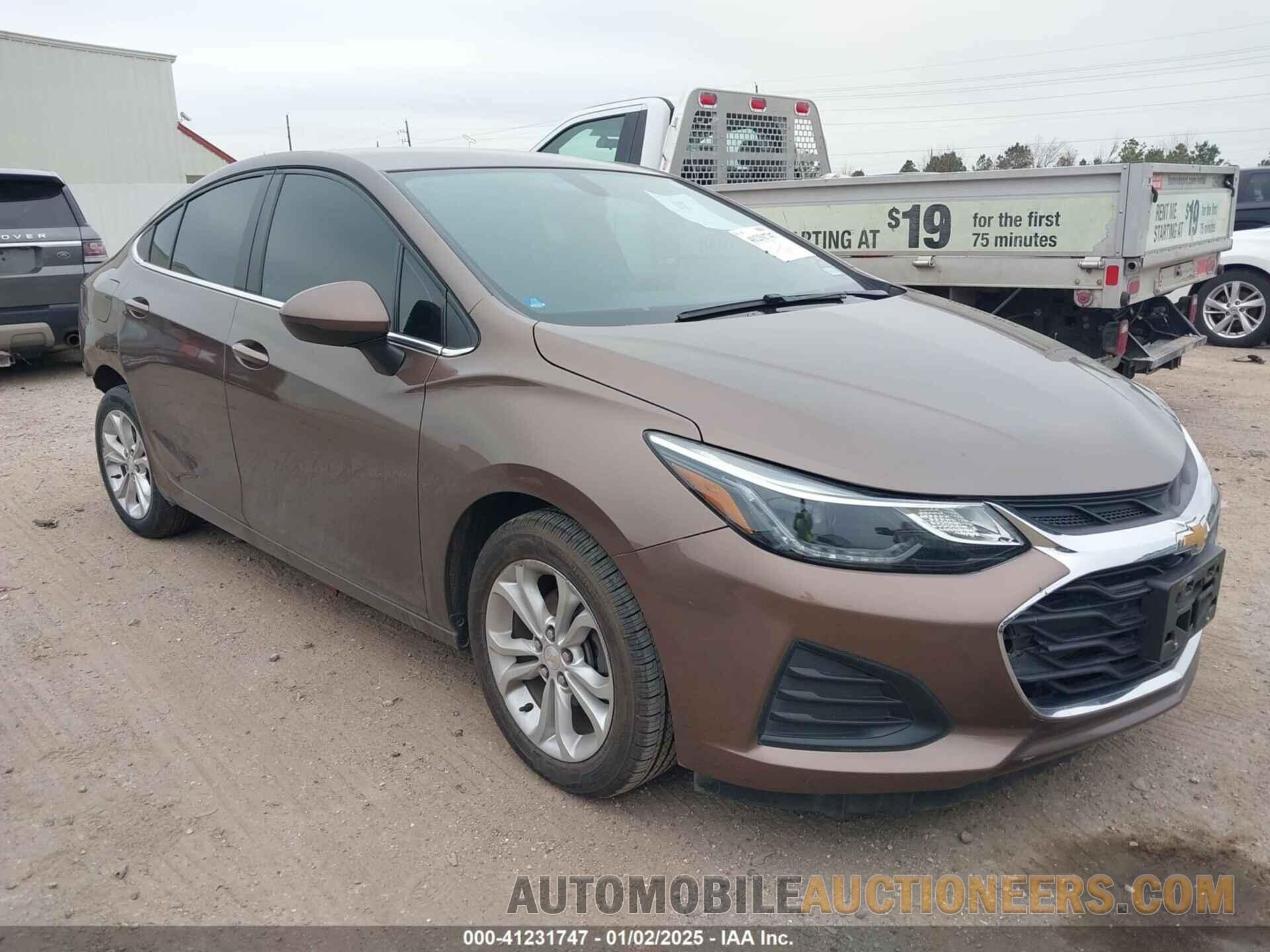 1G1BE5SM0K7132220 CHEVROLET CRUZE 2019