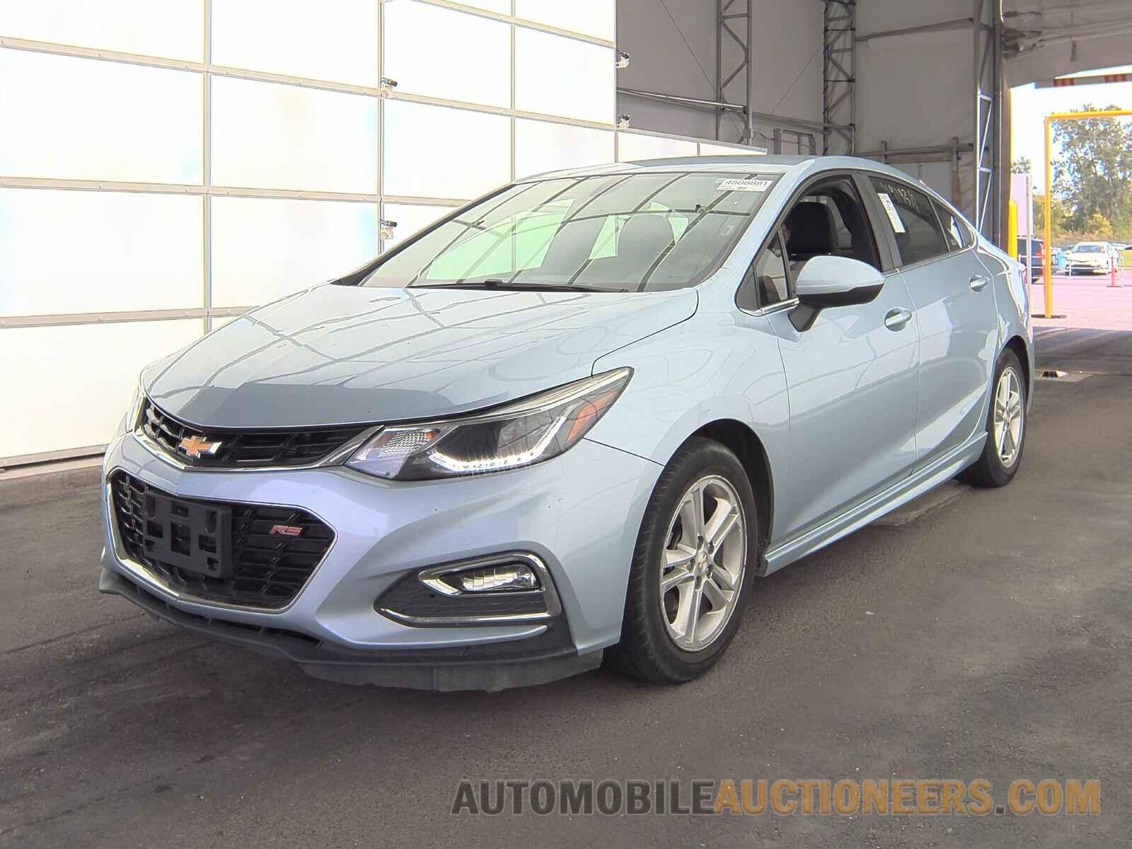 1G1BE5SM1J7101234 Chevrolet Cruze 2018