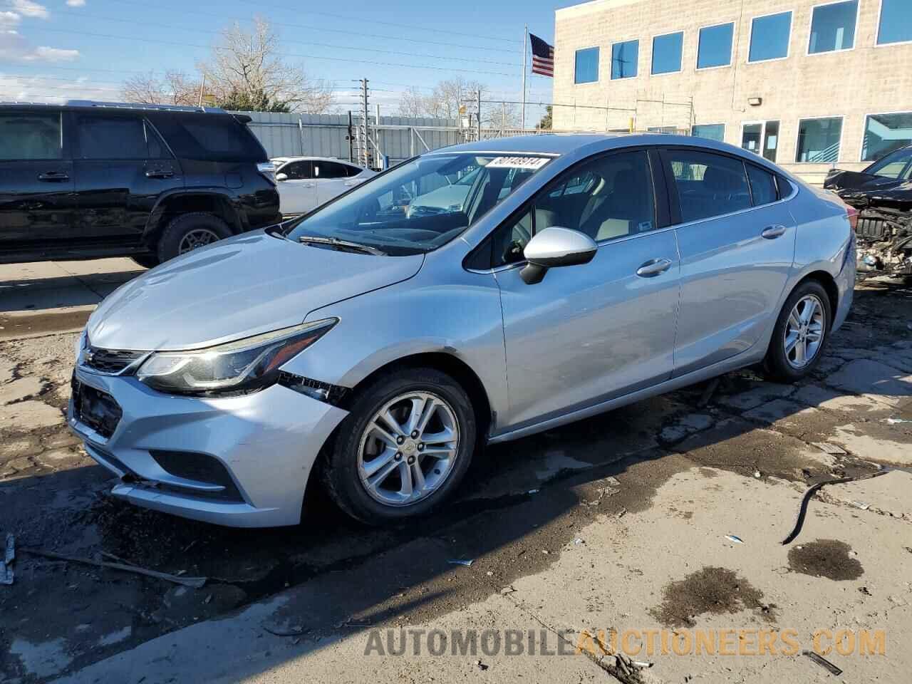 1G1BE5SM1J7101976 CHEVROLET CRUZE 2018