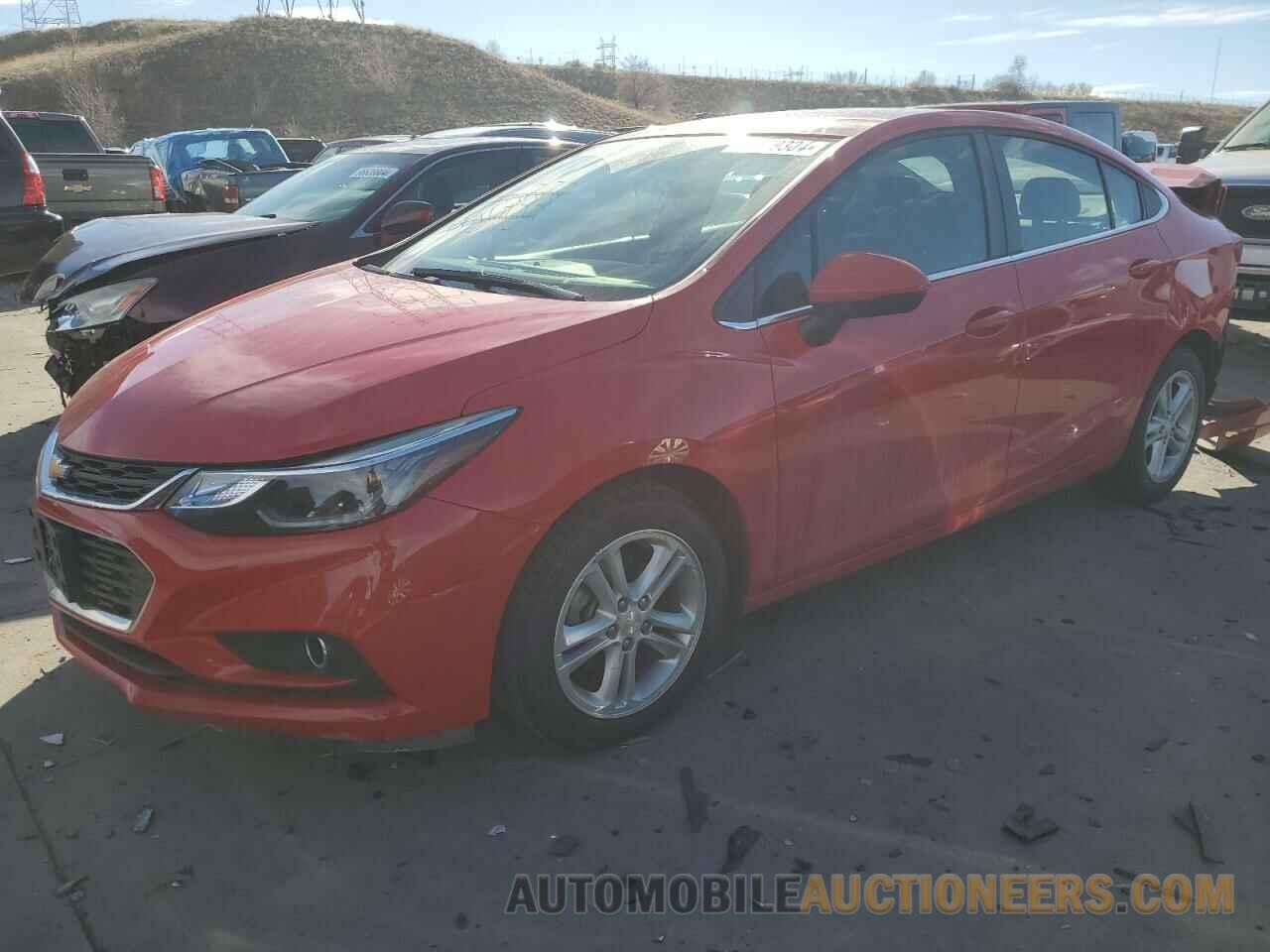 1G1BE5SM1J7140017 CHEVROLET CRUZE 2018