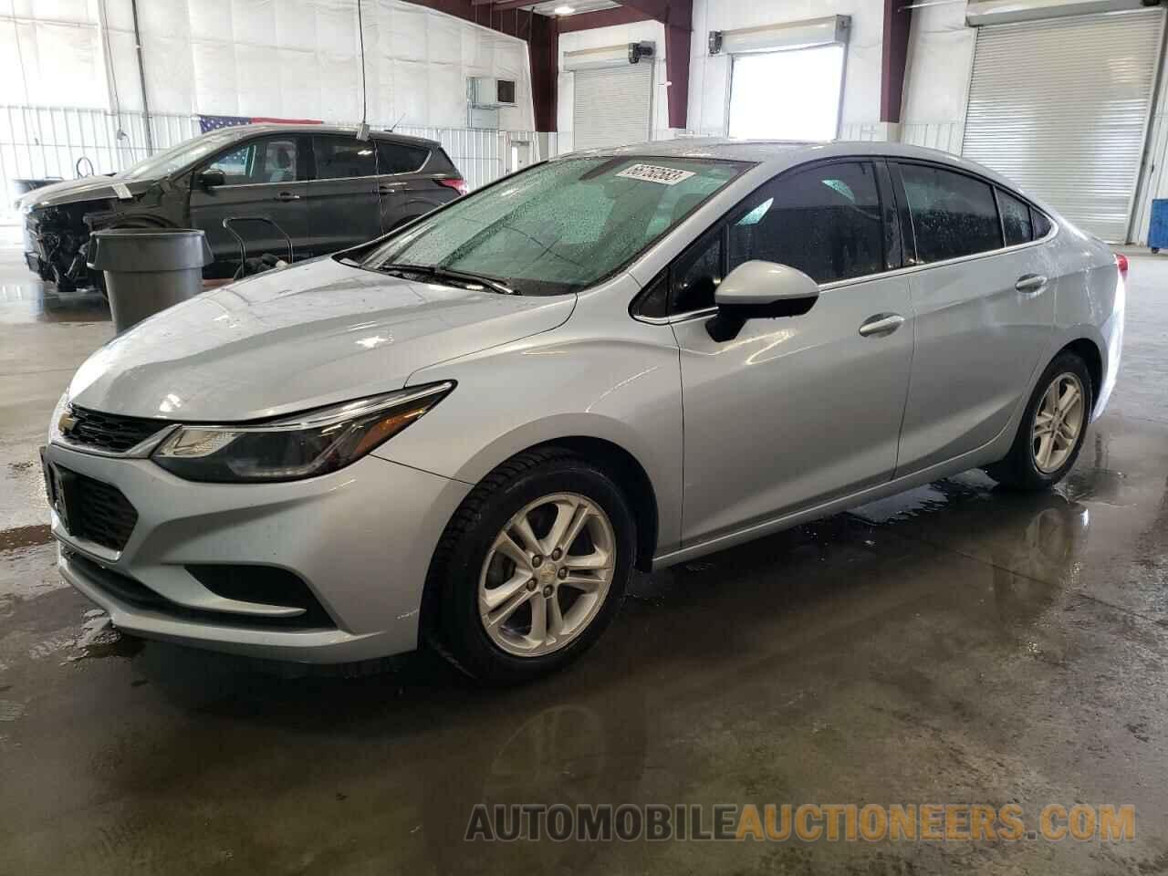 1G1BE5SM1J7165757 CHEVROLET CRUZE 2018