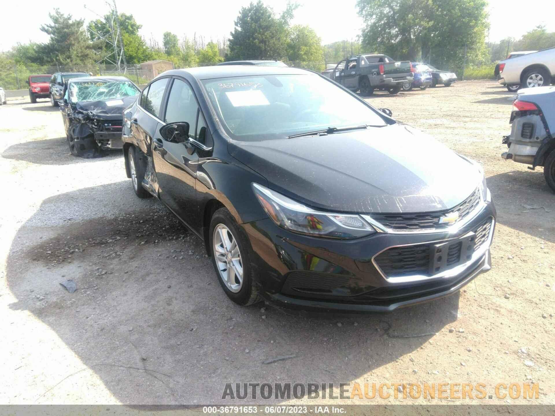 1G1BE5SM1J7194563 CHEVROLET CRUZE 2018