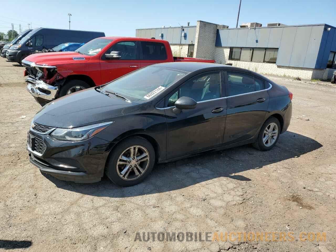 1G1BE5SM1J7212172 CHEVROLET CRUZE 2018