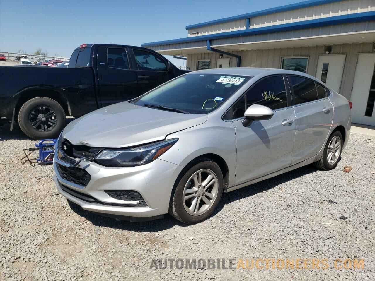 1G1BE5SM1J7233152 CHEVROLET CRUZE 2018