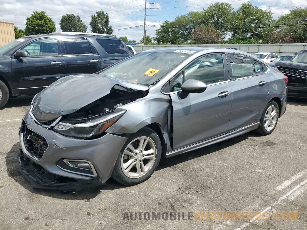 1G1BE5SM1J7241381 CHEVROLET CRUZE 2018