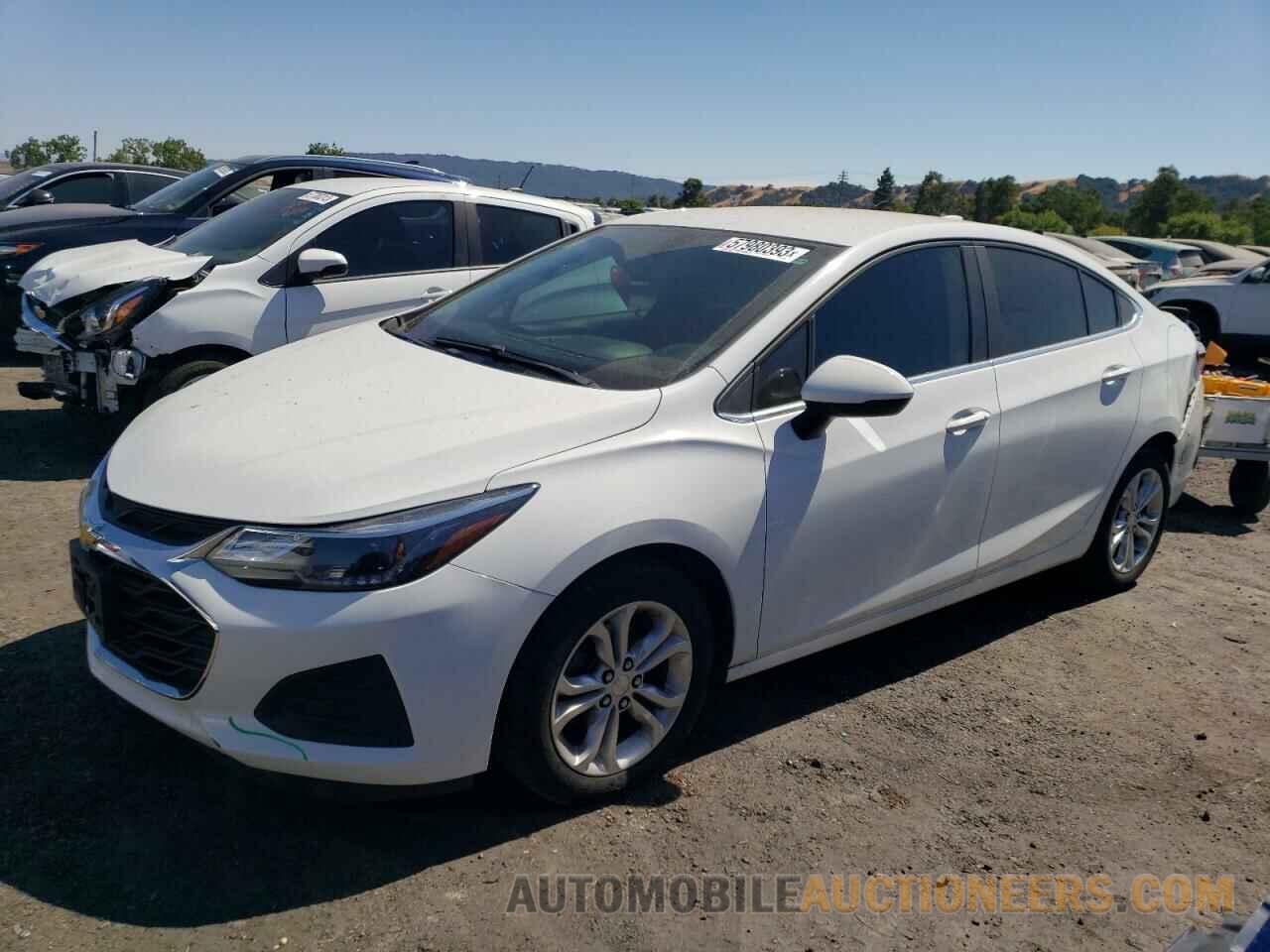 1G1BE5SM1K7117922 CHEVROLET CRUZE 2019