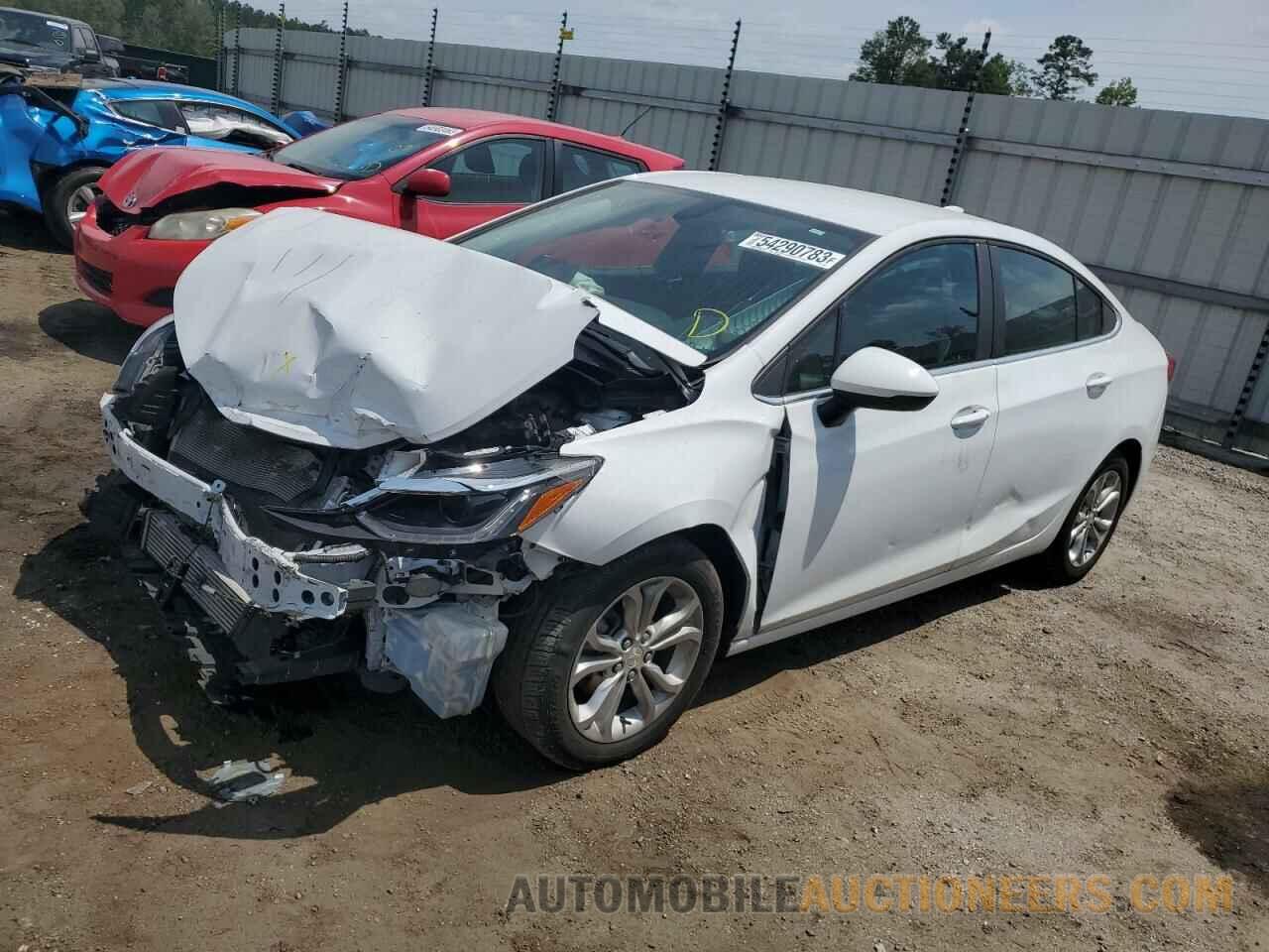 1G1BE5SM1K7142819 CHEVROLET CRUZE 2019