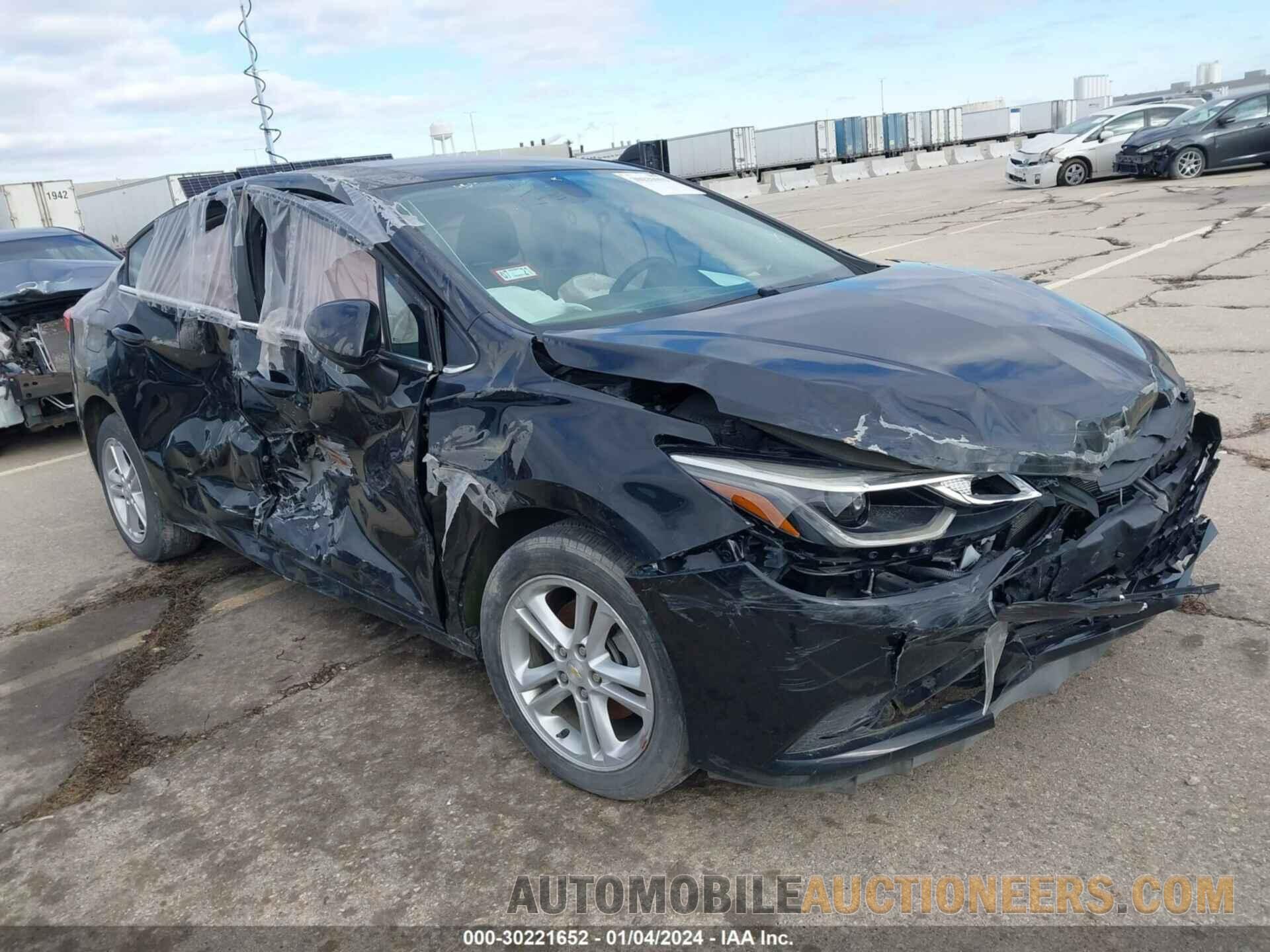 1G1BE5SM2H7174087 CHEVROLET CRUZE 2017