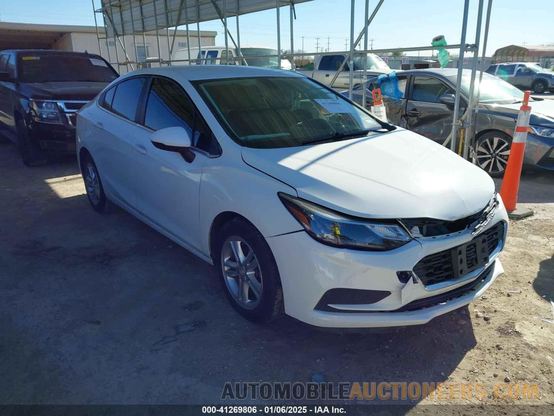 1G1BE5SM2H7219271 CHEVROLET CRUZE 2017