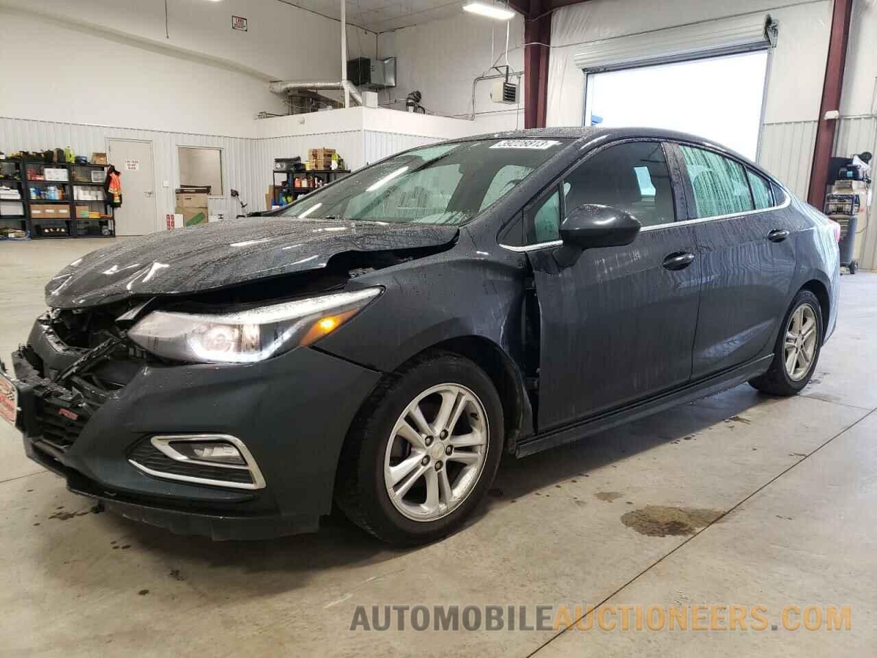 1G1BE5SM2J7128829 CHEVROLET CRUZE 2018