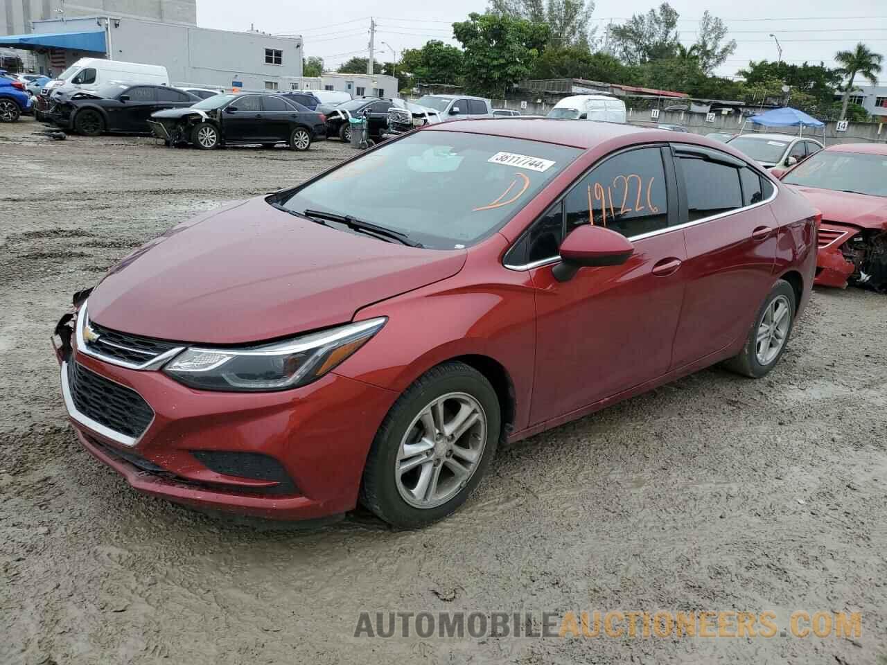 1G1BE5SM2J7138129 CHEVROLET CRUZE 2018